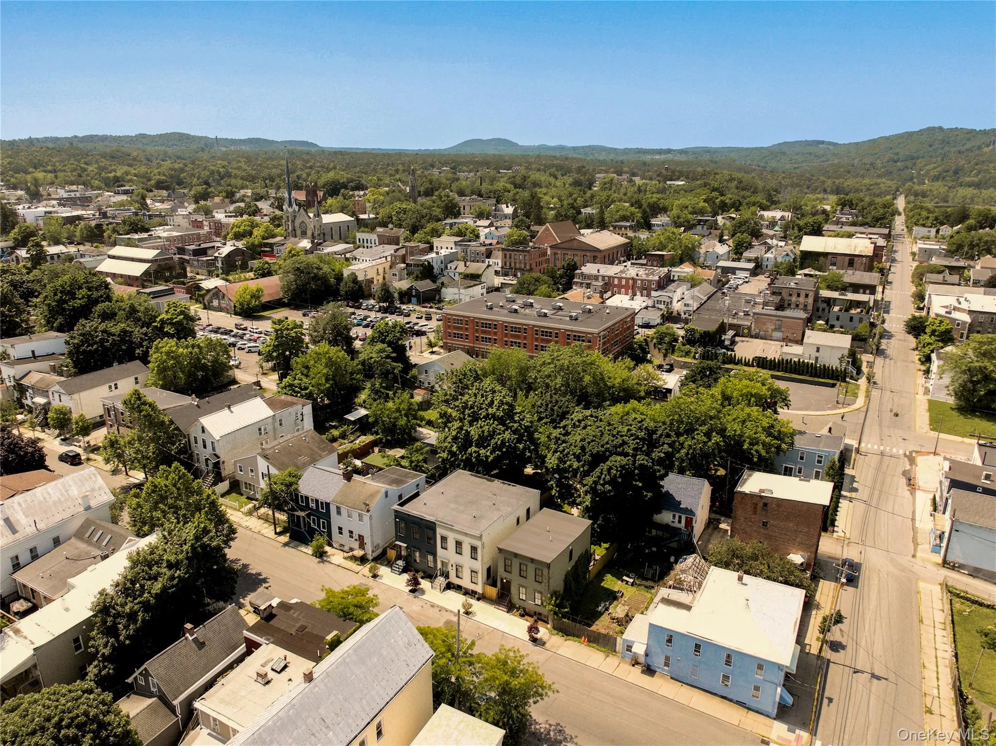 309 State Street, Hudson, NY, 4 Bedrooms Bedrooms, 10 Rooms Rooms,3 BathroomsBathrooms,Residential,For Rent,State,0,1026186 309 State Street, Hudson, NY, 4 Bedrooms Bedrooms, 10 Rooms Rooms,3 BathroomsBathrooms,Residential,For Rent,State,0,1026186