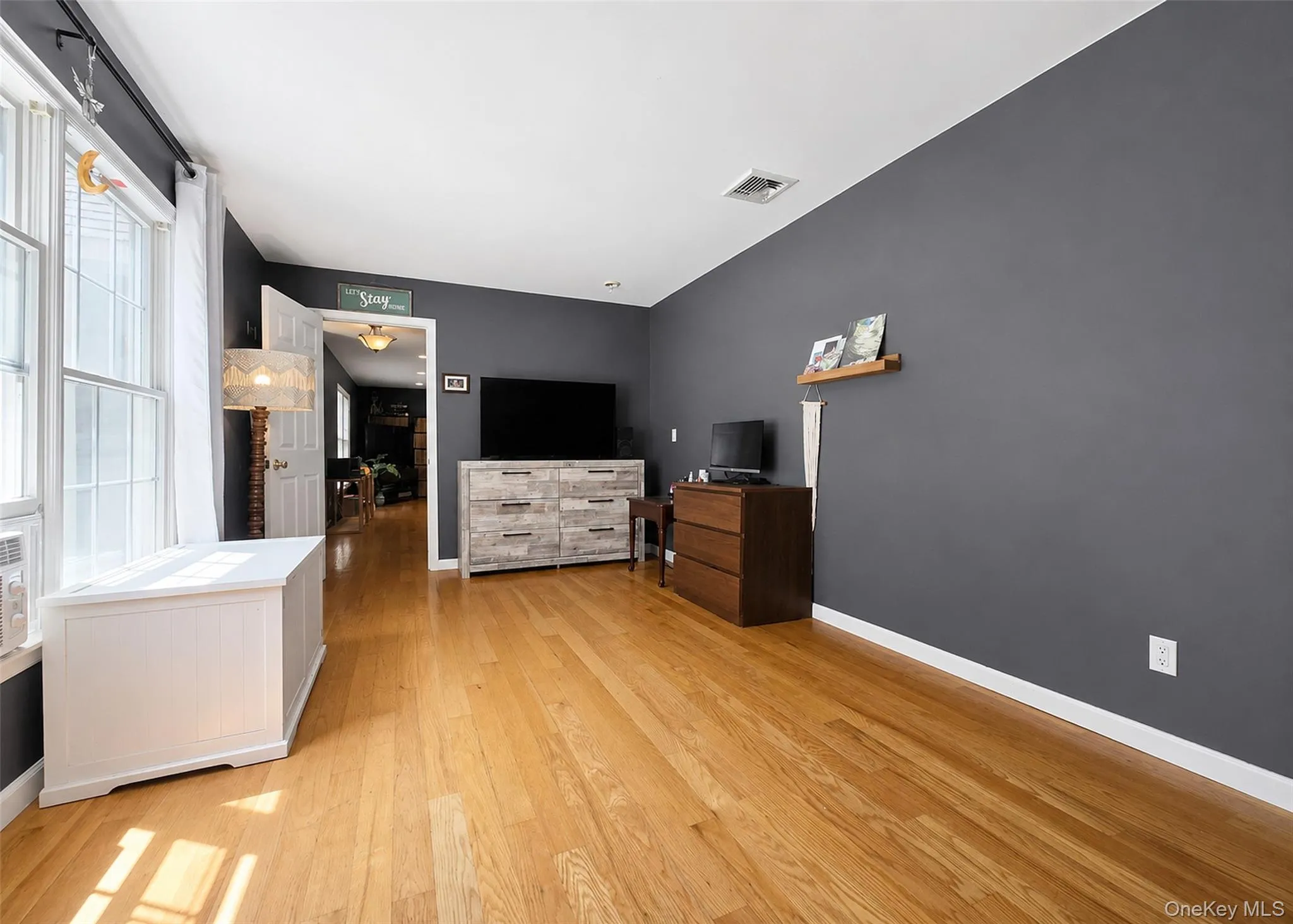 21 Sailer Street, Smithtown, NY, 3 Bedrooms Bedrooms, 7 Rooms Rooms,3 BathroomsBathrooms,Residential,For Rent,Sailer,0,1026187 21 Sailer Street, Smithtown, NY, 3 Bedrooms Bedrooms, 7 Rooms Rooms,3 BathroomsBathrooms,Residential,For Rent,Sailer,0,1026187