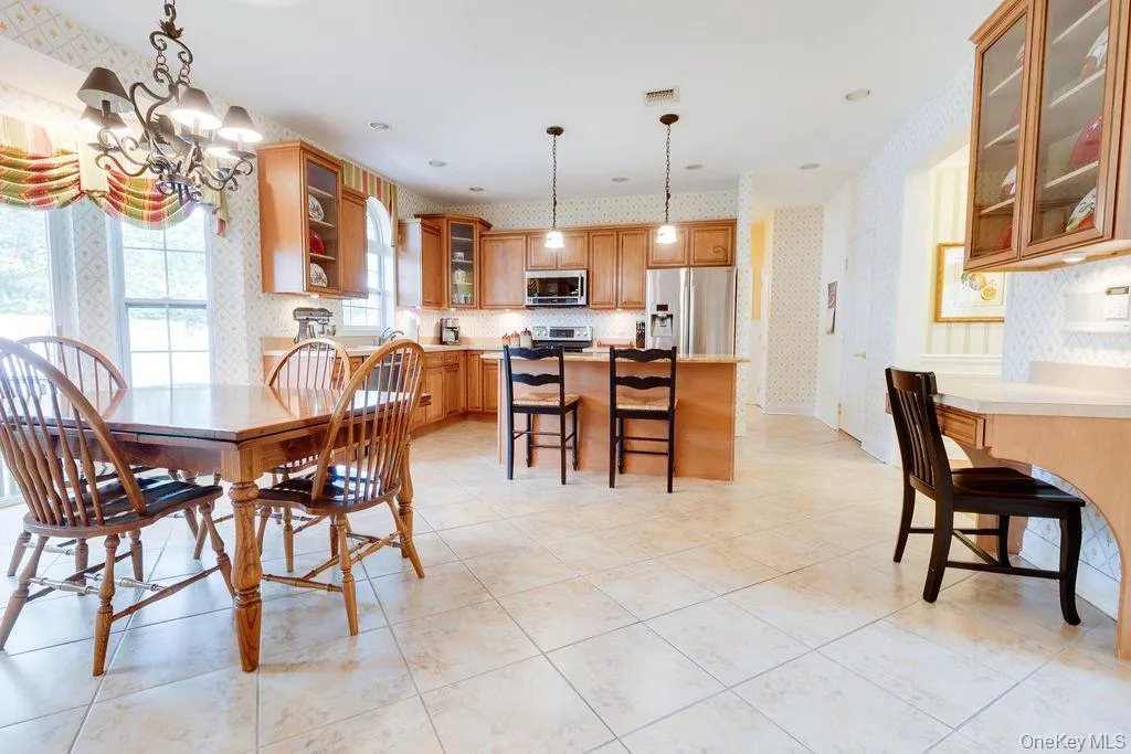 65 Betty Ann Drive, Brookhaven, NY, 5 Bedrooms Bedrooms, 10 Rooms Rooms,2 BathroomsBathrooms,Residential,For Rent,Betty Ann,0,1026188 65 Betty Ann Drive, Brookhaven, NY, 5 Bedrooms Bedrooms, 10 Rooms Rooms,2 BathroomsBathrooms,Residential,For Rent,Betty Ann,0,1026188
