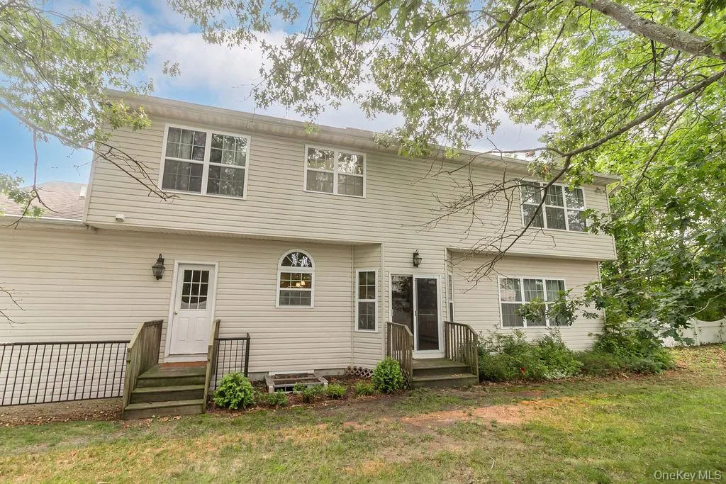 65 Betty Ann Drive, Brookhaven, NY, 5 Bedrooms Bedrooms, 10 Rooms Rooms,2 BathroomsBathrooms,Residential,For Rent,Betty Ann,0,1026188 65 Betty Ann Drive, Brookhaven, NY, 5 Bedrooms Bedrooms, 10 Rooms Rooms,2 BathroomsBathrooms,Residential,For Rent,Betty Ann,0,1026188