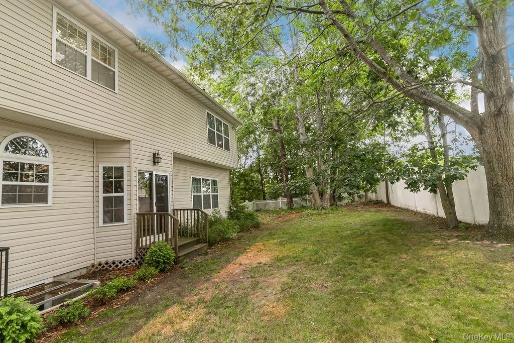 65 Betty Ann Drive, Brookhaven, NY, 5 Bedrooms Bedrooms, 10 Rooms Rooms,2 BathroomsBathrooms,Residential,For Rent,Betty Ann,0,1026188 65 Betty Ann Drive, Brookhaven, NY, 5 Bedrooms Bedrooms, 10 Rooms Rooms,2 BathroomsBathrooms,Residential,For Rent,Betty Ann,0,1026188