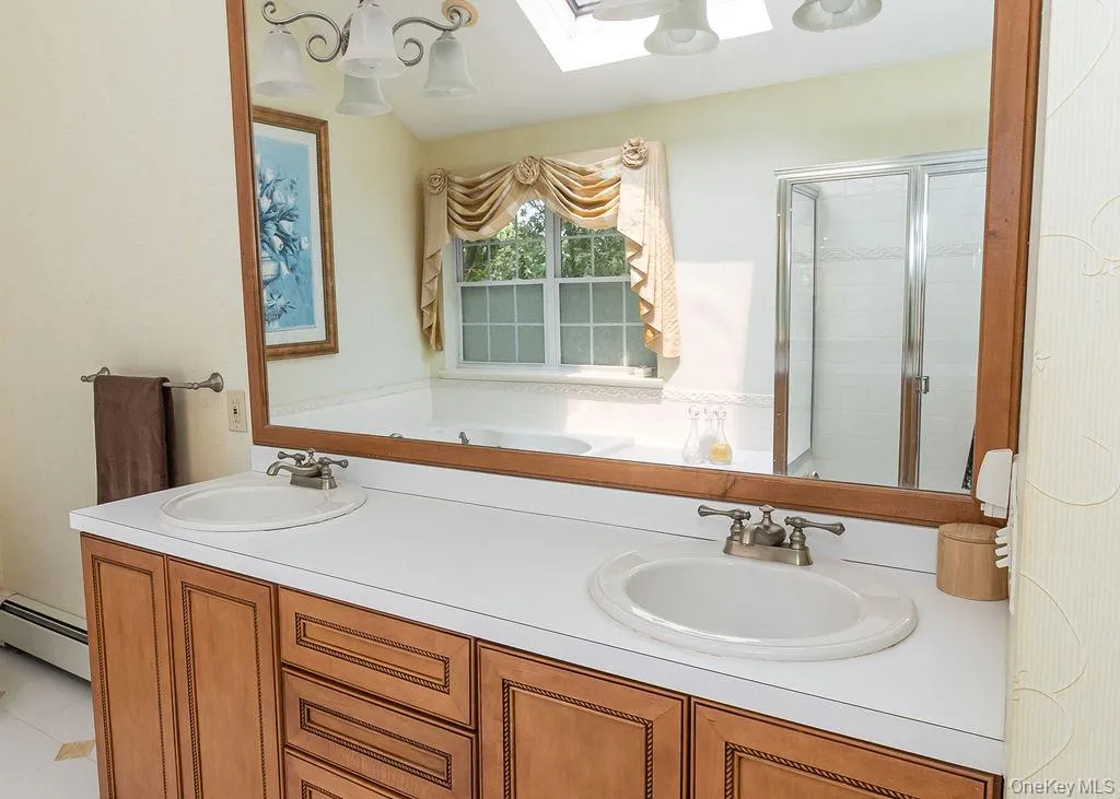 65 Betty Ann Drive, Brookhaven, NY, 5 Bedrooms Bedrooms, 10 Rooms Rooms,2 BathroomsBathrooms,Residential,For Rent,Betty Ann,0,1026188 65 Betty Ann Drive, Brookhaven, NY, 5 Bedrooms Bedrooms, 10 Rooms Rooms,2 BathroomsBathrooms,Residential,For Rent,Betty Ann,0,1026188
