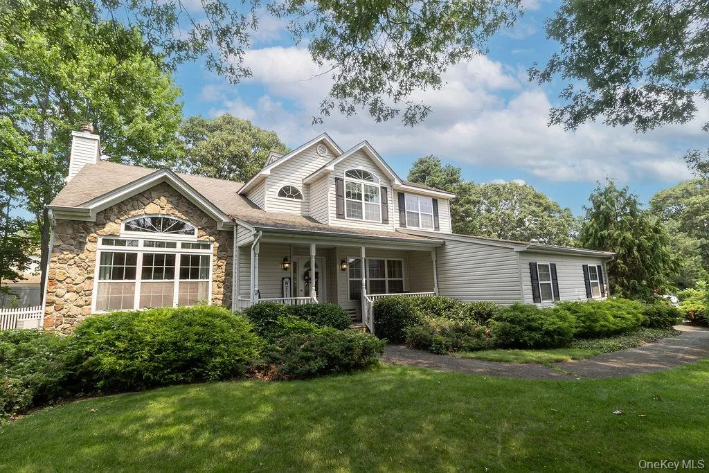 65 Betty Ann Drive, Brookhaven, NY, 5 Bedrooms Bedrooms, 10 Rooms Rooms,2 BathroomsBathrooms,Residential,For Rent,Betty Ann,0,1026188 65 Betty Ann Drive, Brookhaven, NY, 5 Bedrooms Bedrooms, 10 Rooms Rooms,2 BathroomsBathrooms,Residential,For Rent,Betty Ann,0,1026188