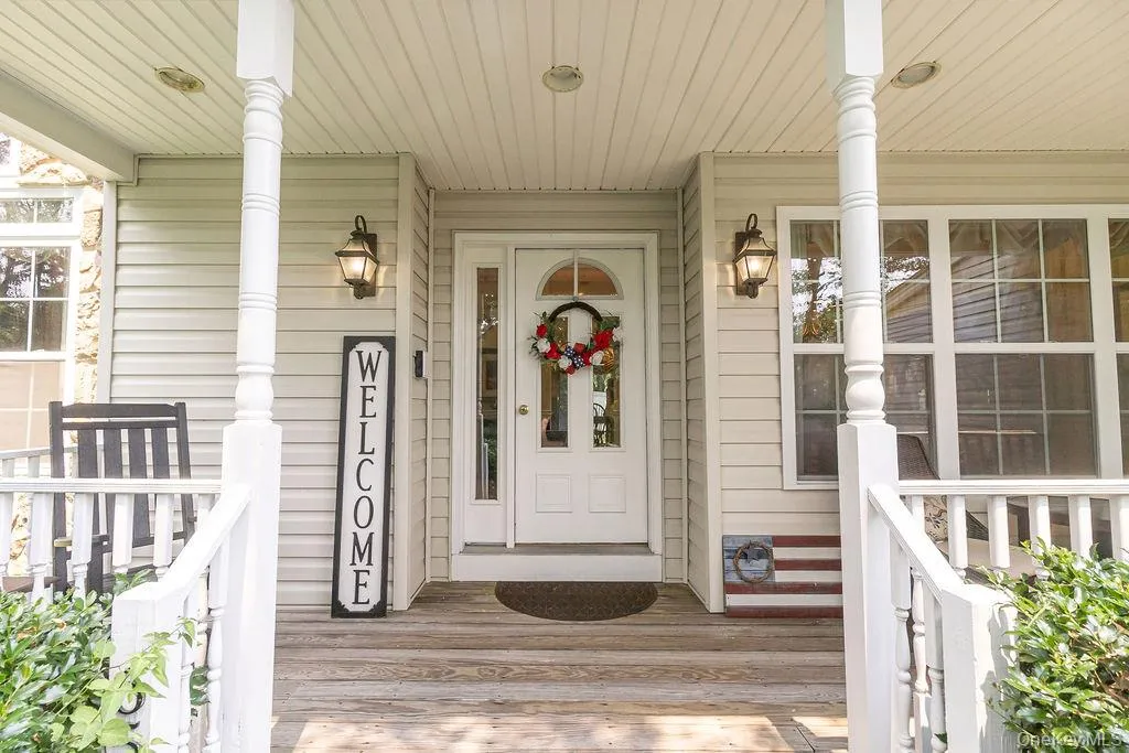 65 Betty Ann Drive, Brookhaven, NY, 5 Bedrooms Bedrooms, 10 Rooms Rooms,2 BathroomsBathrooms,Residential,For Rent,Betty Ann,0,1026188 65 Betty Ann Drive, Brookhaven, NY, 5 Bedrooms Bedrooms, 10 Rooms Rooms,2 BathroomsBathrooms,Residential,For Rent,Betty Ann,0,1026188