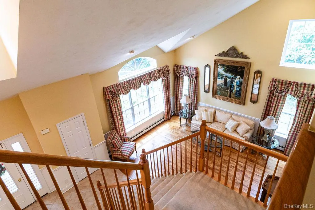 65 Betty Ann Drive, Brookhaven, NY, 5 Bedrooms Bedrooms, 10 Rooms Rooms,2 BathroomsBathrooms,Residential,For Rent,Betty Ann,0,1026188 65 Betty Ann Drive, Brookhaven, NY, 5 Bedrooms Bedrooms, 10 Rooms Rooms,2 BathroomsBathrooms,Residential,For Rent,Betty Ann,0,1026188