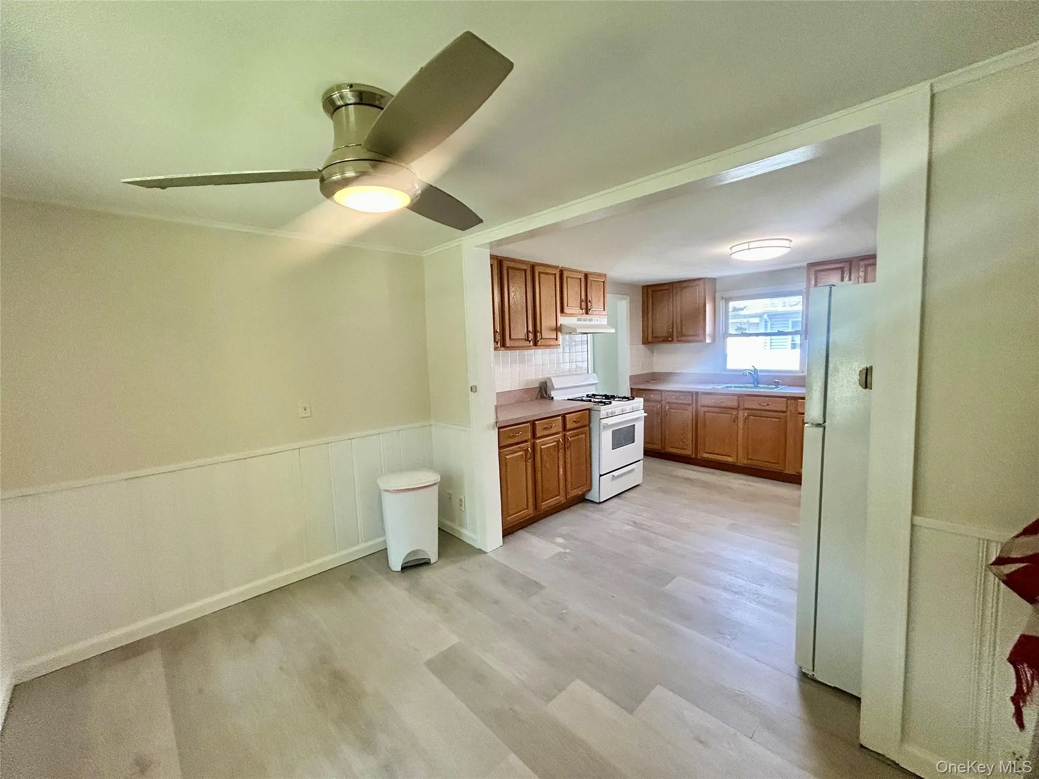 221 Long Island Avenue, Brookhaven, NY, 3 Bedrooms Bedrooms, 6 Rooms Rooms,1 BathroomBathrooms,Residential Lease,For Rent,Long Island,0,1026189 221 Long Island Avenue, Brookhaven, NY, 3 Bedrooms Bedrooms, 6 Rooms Rooms,1 BathroomBathrooms,Residential Lease,For Rent,Long Island,0,1026189