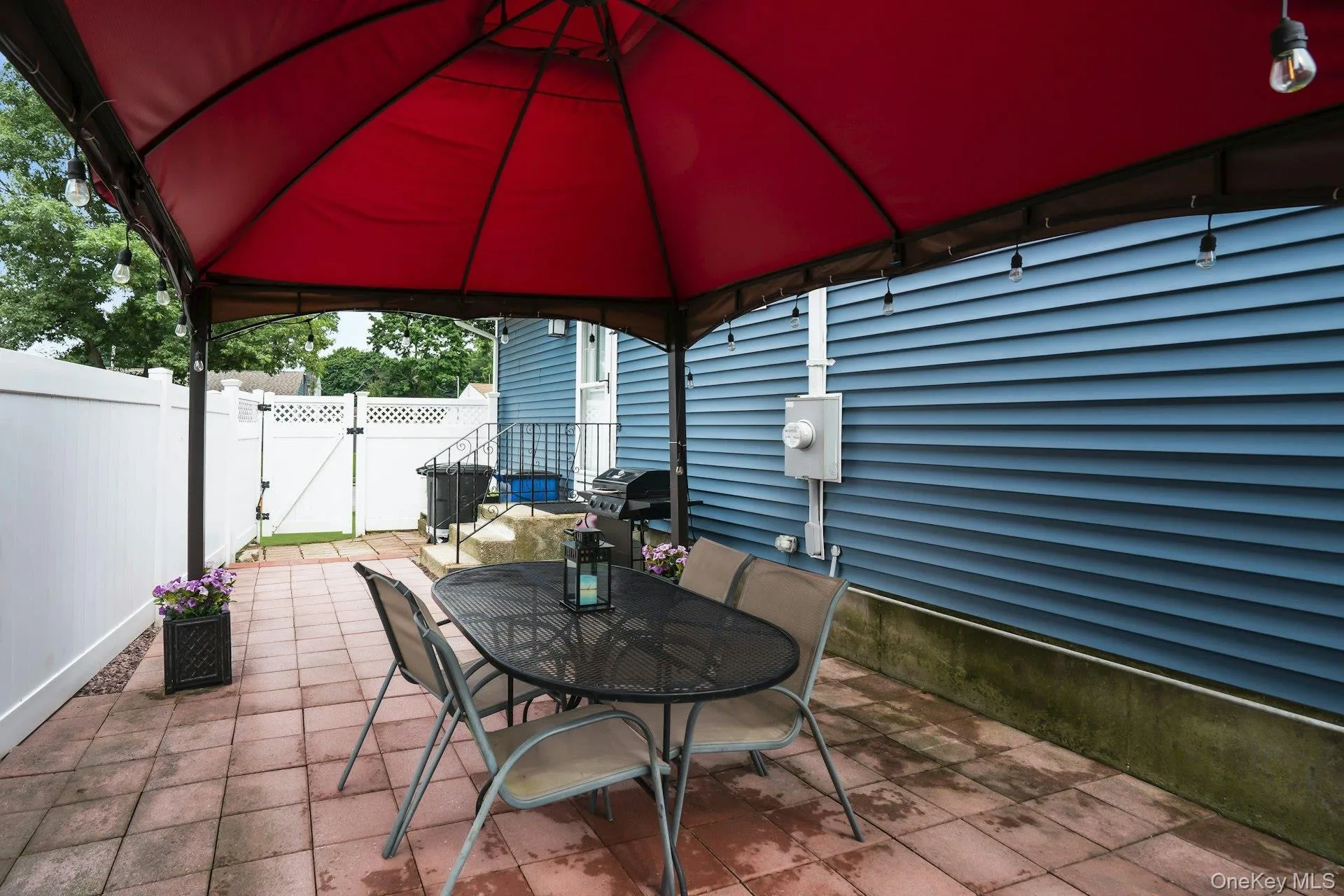 Kitchen patio. Kitchen patio.