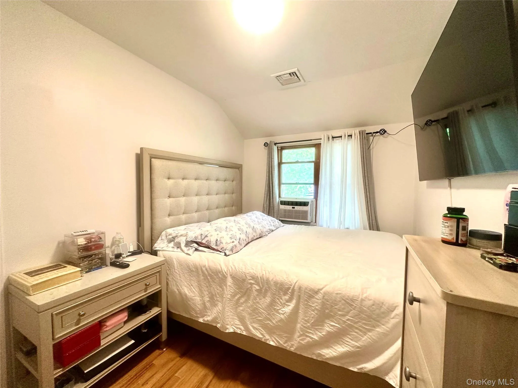 12401 7TH Avenue, New York, NY, 5 Bedrooms Bedrooms, 10 Rooms Rooms,3 BathroomsBathrooms,Residential,For Rent,7TH,0,1026197 12401 7TH Avenue, New York, NY, 5 Bedrooms Bedrooms, 10 Rooms Rooms,3 BathroomsBathrooms,Residential,For Rent,7TH,0,1026197