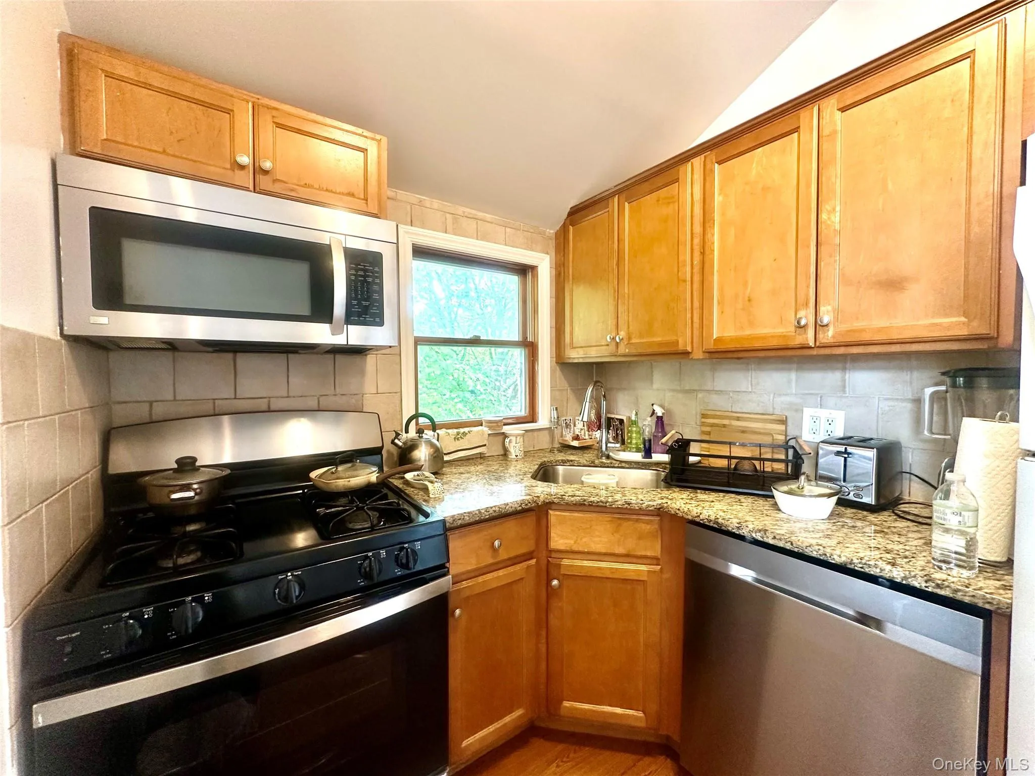 12401 7TH Avenue, New York, NY, 5 Bedrooms Bedrooms, 10 Rooms Rooms,3 BathroomsBathrooms,Residential,For Rent,7TH,0,1026197 12401 7TH Avenue, New York, NY, 5 Bedrooms Bedrooms, 10 Rooms Rooms,3 BathroomsBathrooms,Residential,For Rent,7TH,0,1026197