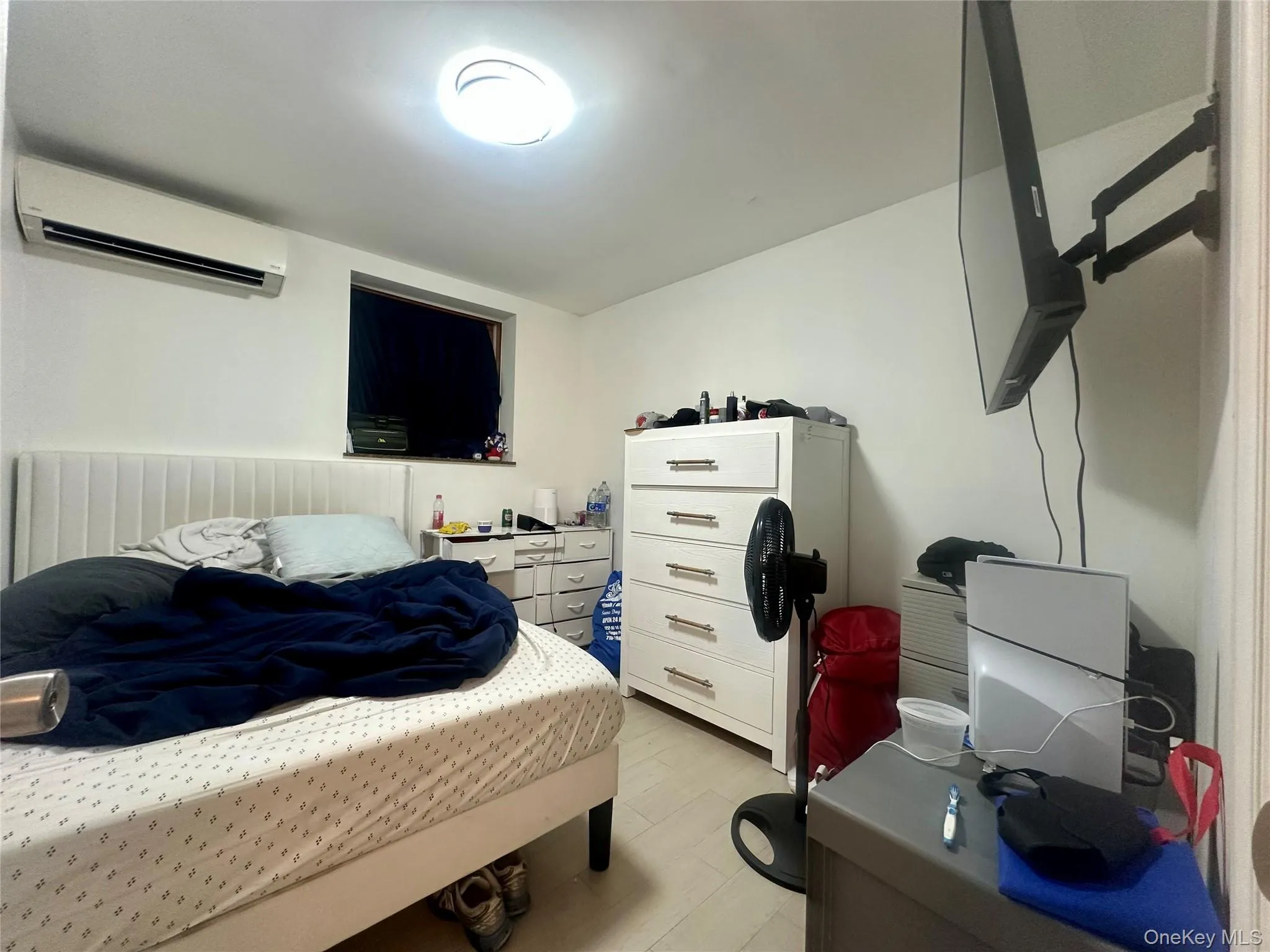 12401 7TH Avenue, New York, NY, 5 Bedrooms Bedrooms, 10 Rooms Rooms,3 BathroomsBathrooms,Residential,For Rent,7TH,0,1026197 12401 7TH Avenue, New York, NY, 5 Bedrooms Bedrooms, 10 Rooms Rooms,3 BathroomsBathrooms,Residential,For Rent,7TH,0,1026197