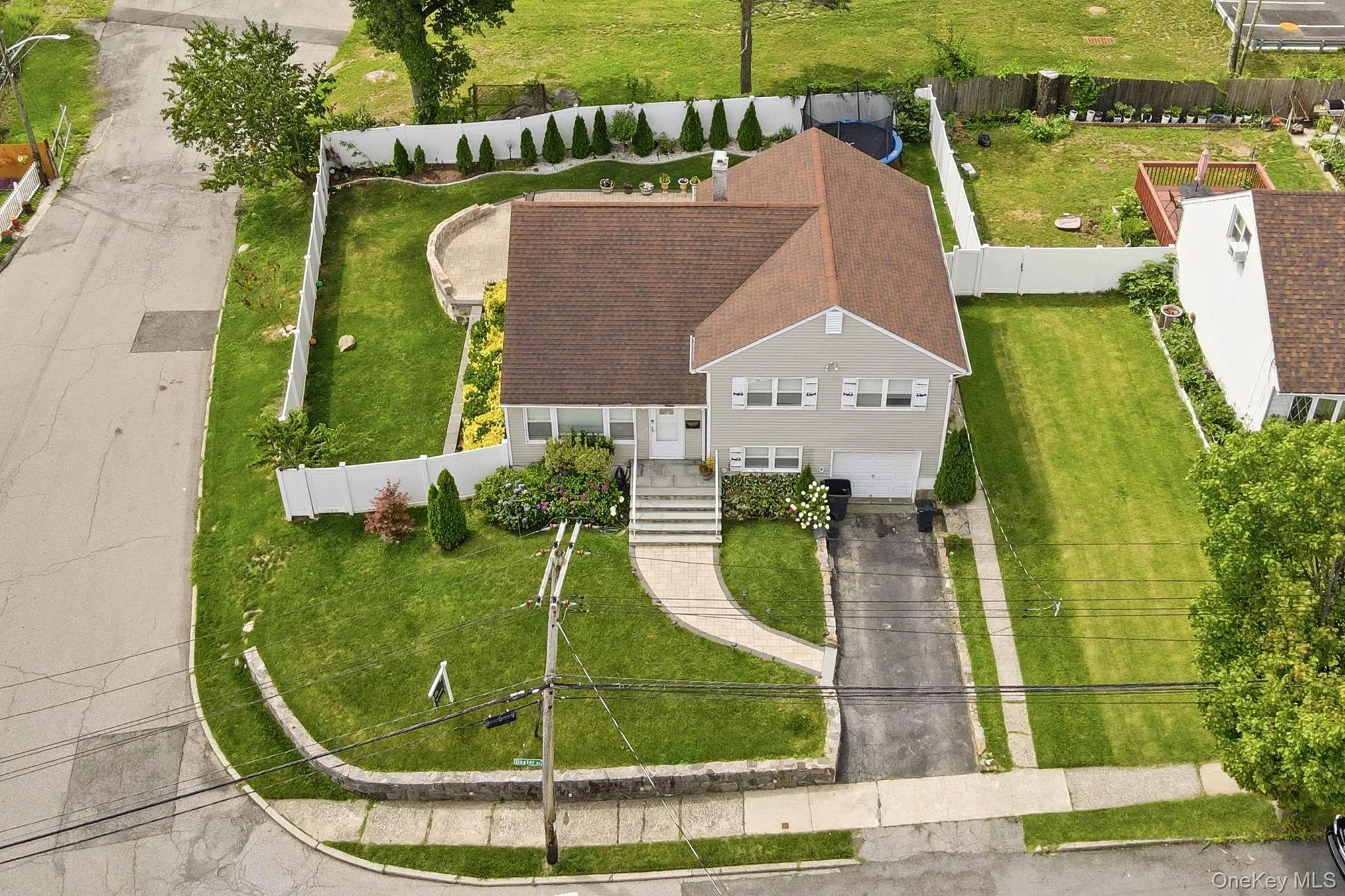 58 Dexter Road, Yonkers, NY, 4 Bedrooms Bedrooms, 7 Rooms Rooms,2 BathroomsBathrooms,Residential,For Rent,Dexter,0,1026199 58 Dexter Road, Yonkers, NY, 4 Bedrooms Bedrooms, 7 Rooms Rooms,2 BathroomsBathrooms,Residential,For Rent,Dexter,0,1026199