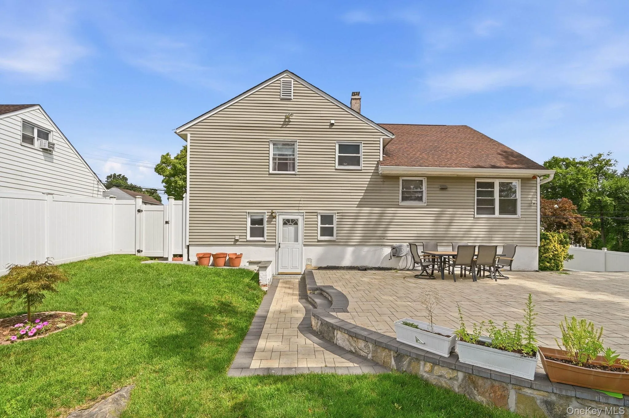 58 Dexter Road, Yonkers, NY, 4 Bedrooms Bedrooms, 7 Rooms Rooms,2 BathroomsBathrooms,Residential,For Rent,Dexter,0,1026199 58 Dexter Road, Yonkers, NY, 4 Bedrooms Bedrooms, 7 Rooms Rooms,2 BathroomsBathrooms,Residential,For Rent,Dexter,0,1026199