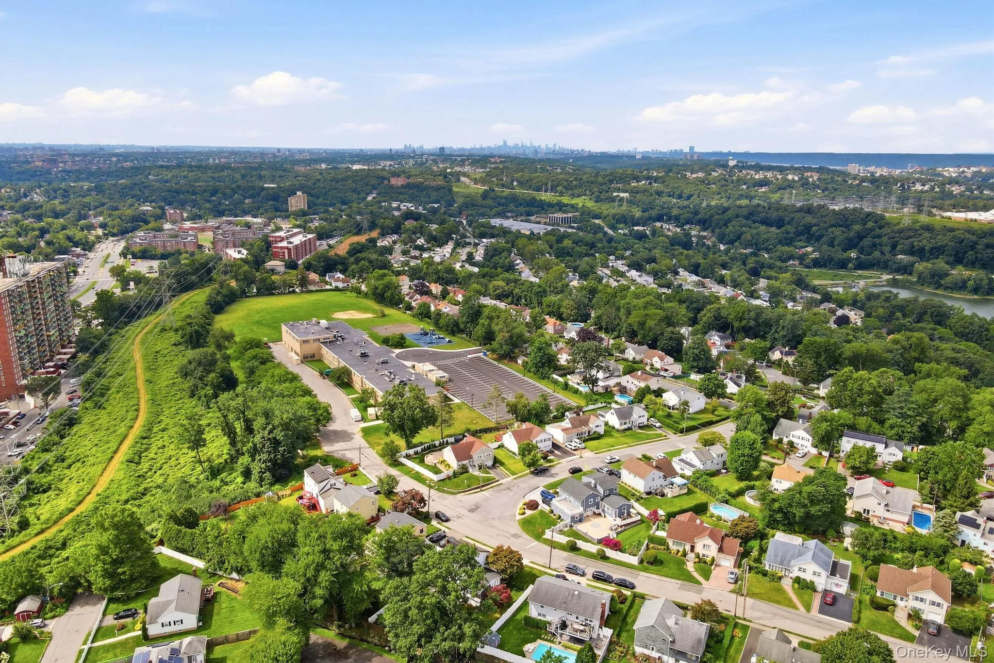 58 Dexter Road, Yonkers, NY, 4 Bedrooms Bedrooms, 7 Rooms Rooms,2 BathroomsBathrooms,Residential,For Rent,Dexter,0,1026199 58 Dexter Road, Yonkers, NY, 4 Bedrooms Bedrooms, 7 Rooms Rooms,2 BathroomsBathrooms,Residential,For Rent,Dexter,0,1026199