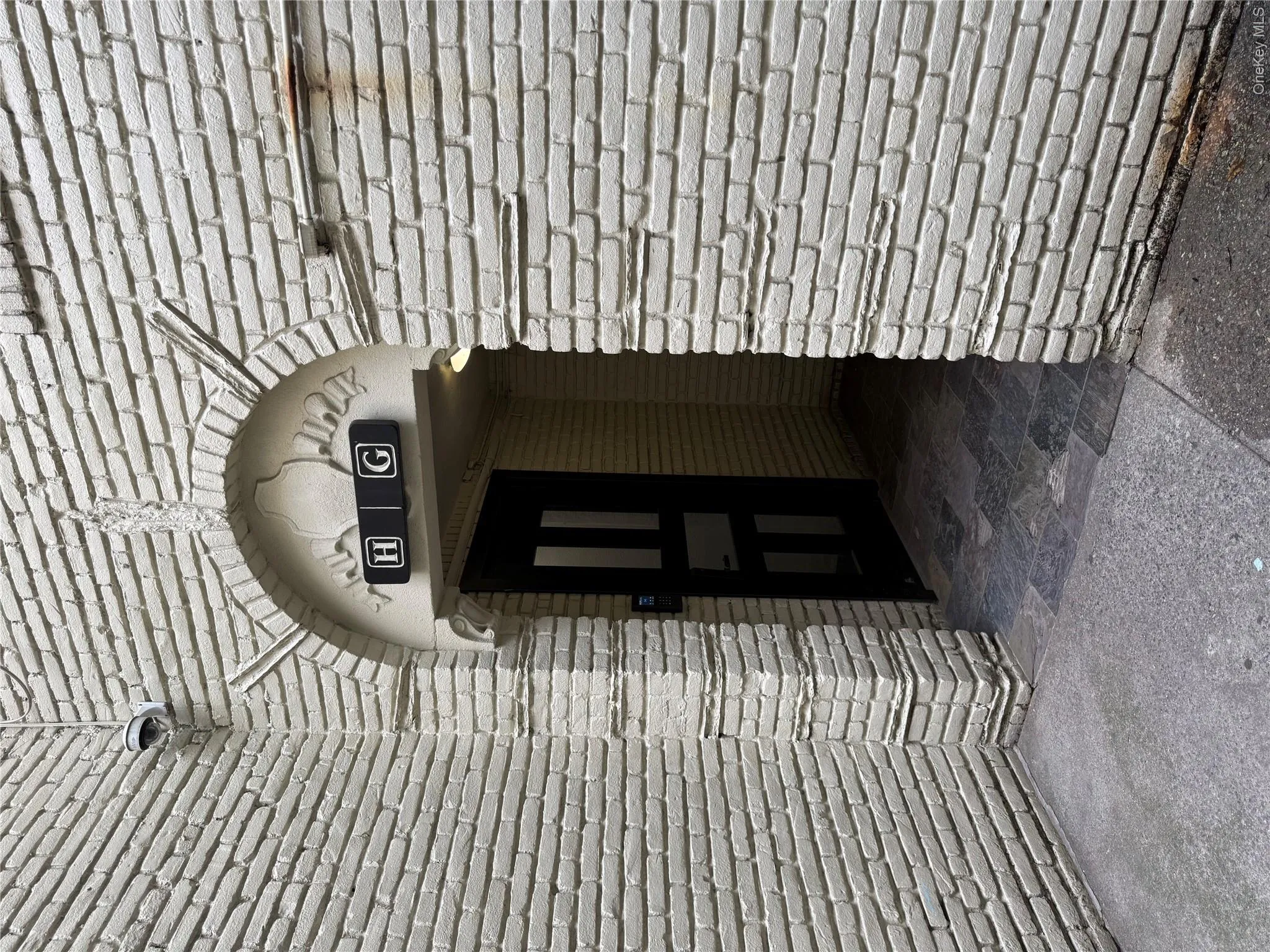 Courtyard 2nd Door to Building Courtyard 2nd Door to Building