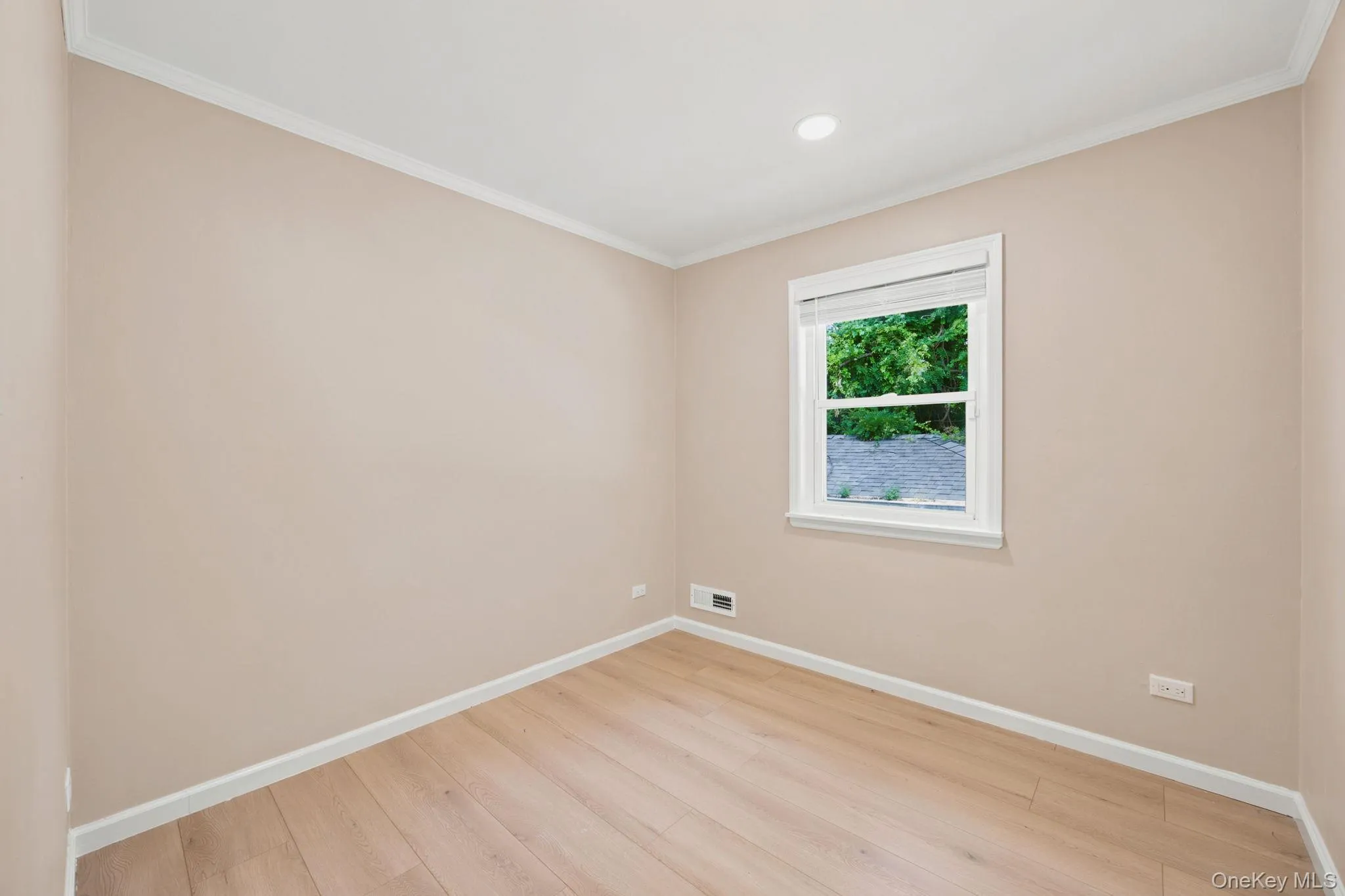2811 Clearview Expressway, New York, NY, 4 Bedrooms Bedrooms, 11 Rooms Rooms,3 BathroomsBathrooms,Residential,For Rent,Clearview,0,1026209 2811 Clearview Expressway, New York, NY, 4 Bedrooms Bedrooms, 11 Rooms Rooms,3 BathroomsBathrooms,Residential,For Rent,Clearview,0,1026209