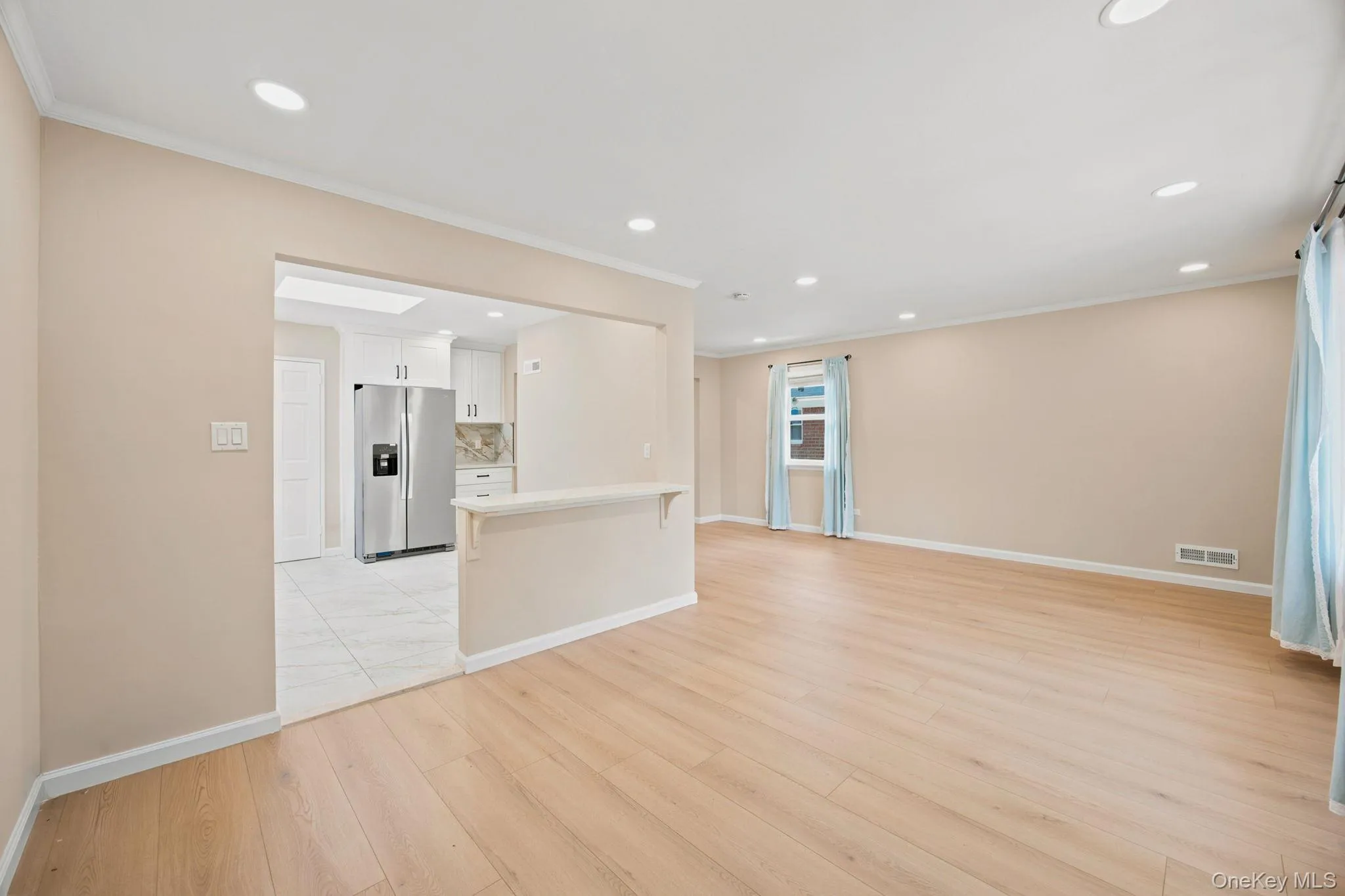2811 Clearview Expressway, New York, NY, 4 Bedrooms Bedrooms, 11 Rooms Rooms,3 BathroomsBathrooms,Residential,For Rent,Clearview,0,1026209 2811 Clearview Expressway, New York, NY, 4 Bedrooms Bedrooms, 11 Rooms Rooms,3 BathroomsBathrooms,Residential,For Rent,Clearview,0,1026209