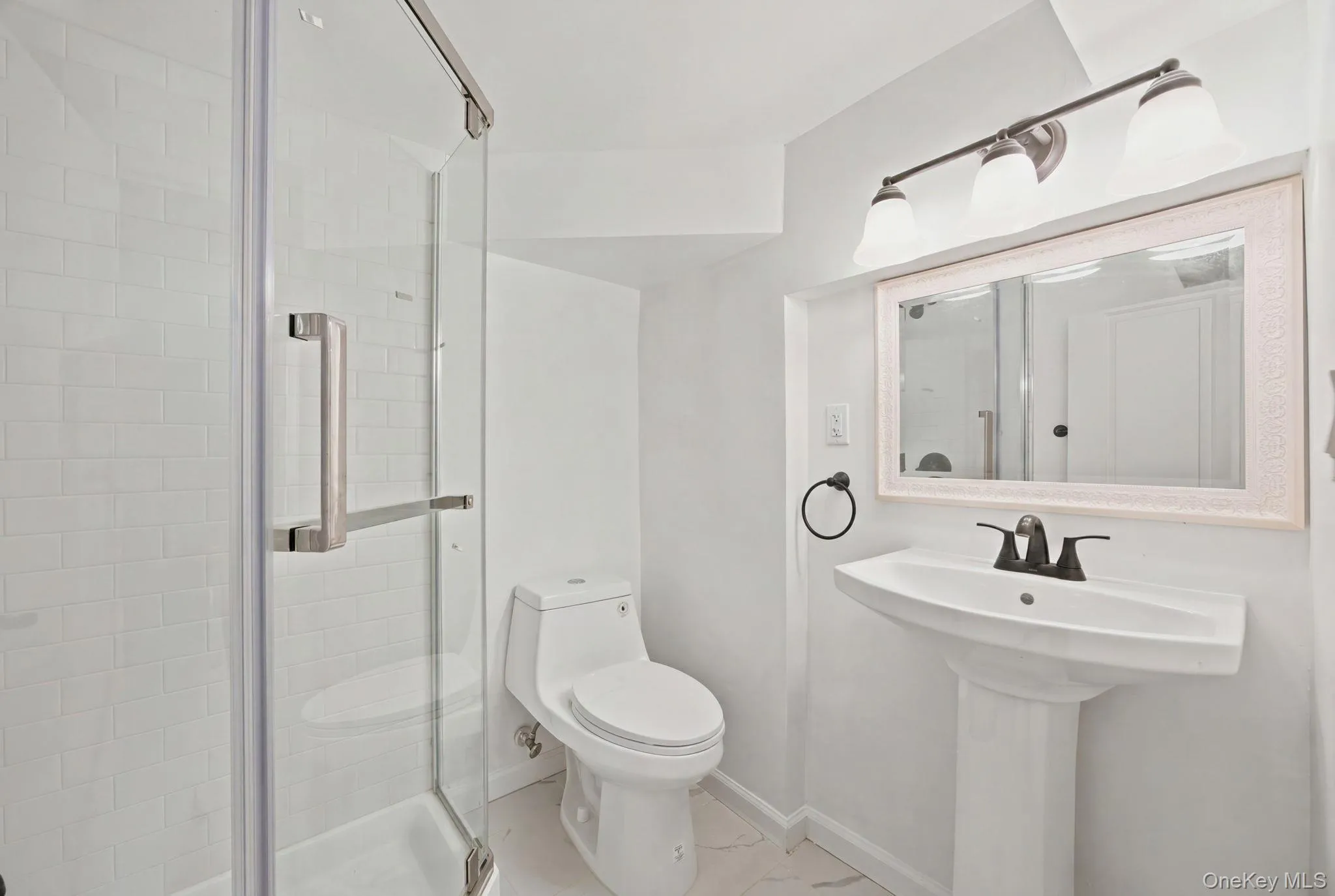 2811 Clearview Expressway, New York, NY, 4 Bedrooms Bedrooms, 11 Rooms Rooms,3 BathroomsBathrooms,Residential,For Rent,Clearview,0,1026209 2811 Clearview Expressway, New York, NY, 4 Bedrooms Bedrooms, 11 Rooms Rooms,3 BathroomsBathrooms,Residential,For Rent,Clearview,0,1026209