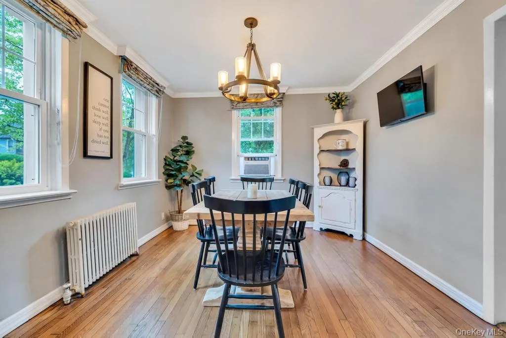 214 1st Street, Smithtown, NY, 3 Bedrooms Bedrooms, 7 Rooms Rooms,2 BathroomsBathrooms,Residential,For Rent,1st,0,1026215 214 1st Street, Smithtown, NY, 3 Bedrooms Bedrooms, 7 Rooms Rooms,2 BathroomsBathrooms,Residential,For Rent,1st,0,1026215