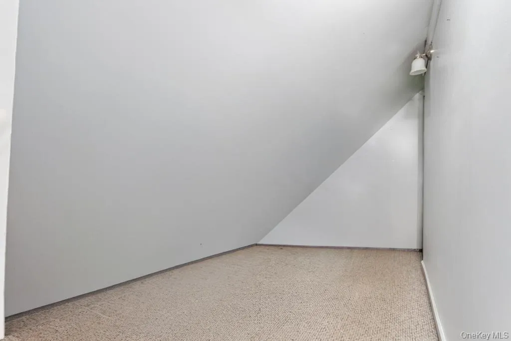 214 1st Street, Smithtown, NY, 3 Bedrooms Bedrooms, 7 Rooms Rooms,2 BathroomsBathrooms,Residential,For Rent,1st,0,1026215 214 1st Street, Smithtown, NY, 3 Bedrooms Bedrooms, 7 Rooms Rooms,2 BathroomsBathrooms,Residential,For Rent,1st,0,1026215