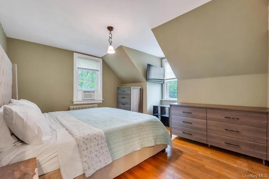 214 1st Street, Smithtown, NY, 3 Bedrooms Bedrooms, 7 Rooms Rooms,2 BathroomsBathrooms,Residential,For Rent,1st,0,1026215 214 1st Street, Smithtown, NY, 3 Bedrooms Bedrooms, 7 Rooms Rooms,2 BathroomsBathrooms,Residential,For Rent,1st,0,1026215