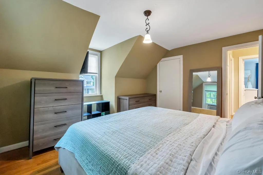 214 1st Street, Smithtown, NY, 3 Bedrooms Bedrooms, 7 Rooms Rooms,2 BathroomsBathrooms,Residential,For Rent,1st,0,1026215 214 1st Street, Smithtown, NY, 3 Bedrooms Bedrooms, 7 Rooms Rooms,2 BathroomsBathrooms,Residential,For Rent,1st,0,1026215