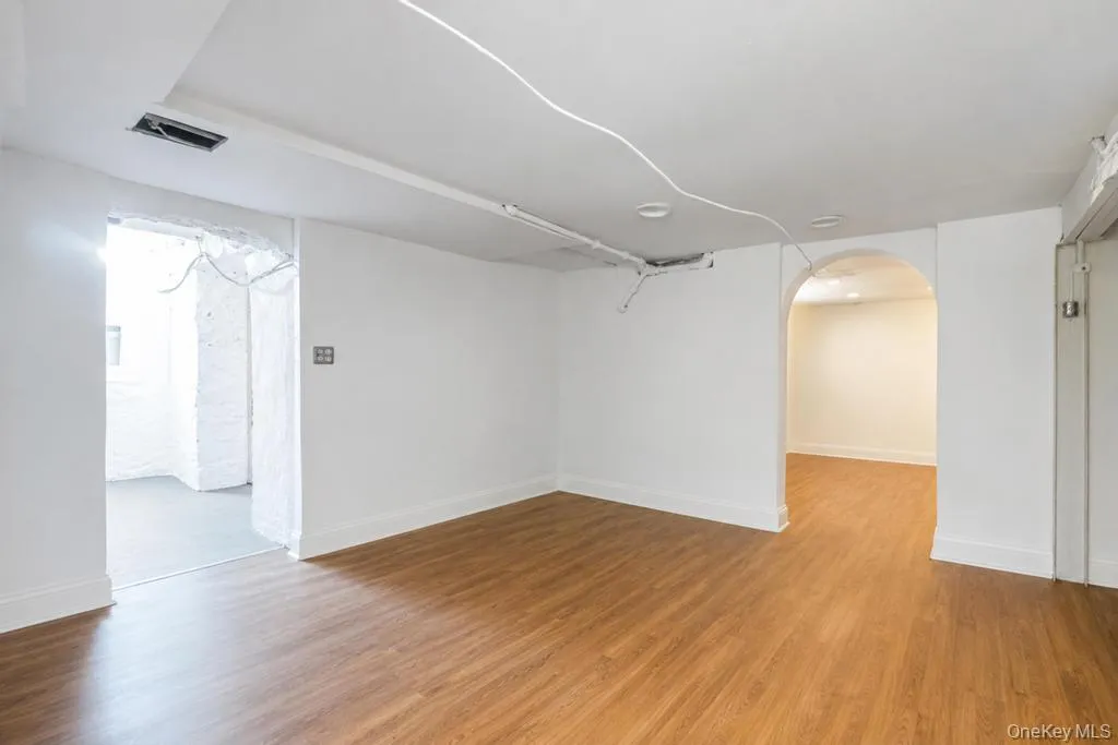 214 1st Street, Smithtown, NY, 3 Bedrooms Bedrooms, 7 Rooms Rooms,2 BathroomsBathrooms,Residential,For Rent,1st,0,1026215 214 1st Street, Smithtown, NY, 3 Bedrooms Bedrooms, 7 Rooms Rooms,2 BathroomsBathrooms,Residential,For Rent,1st,0,1026215
