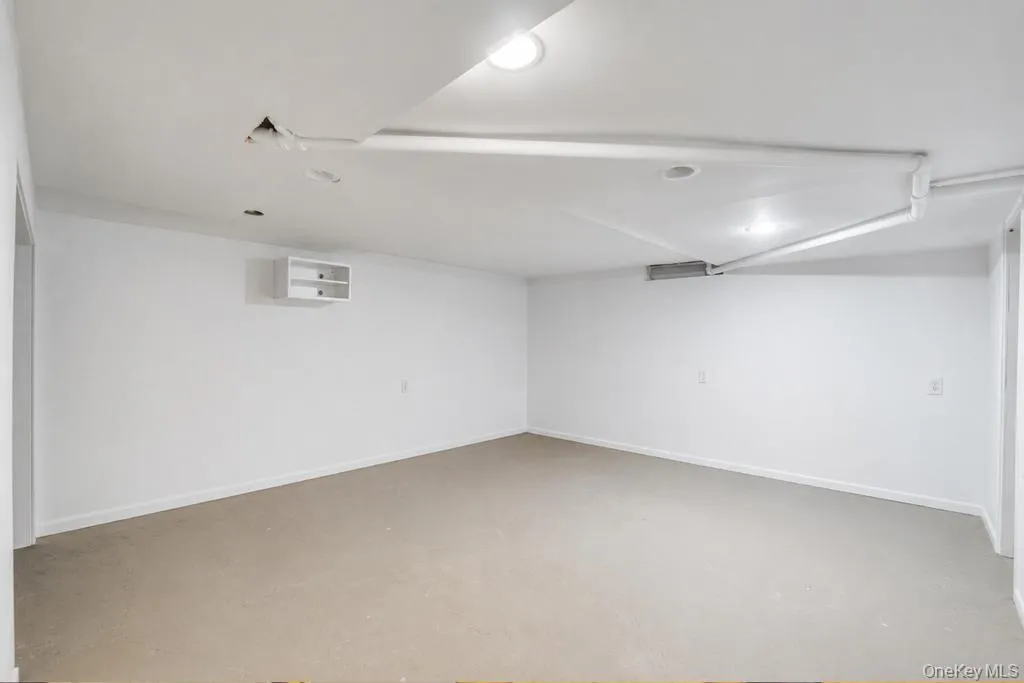 214 1st Street, Smithtown, NY, 3 Bedrooms Bedrooms, 7 Rooms Rooms,2 BathroomsBathrooms,Residential,For Rent,1st,0,1026215 214 1st Street, Smithtown, NY, 3 Bedrooms Bedrooms, 7 Rooms Rooms,2 BathroomsBathrooms,Residential,For Rent,1st,0,1026215