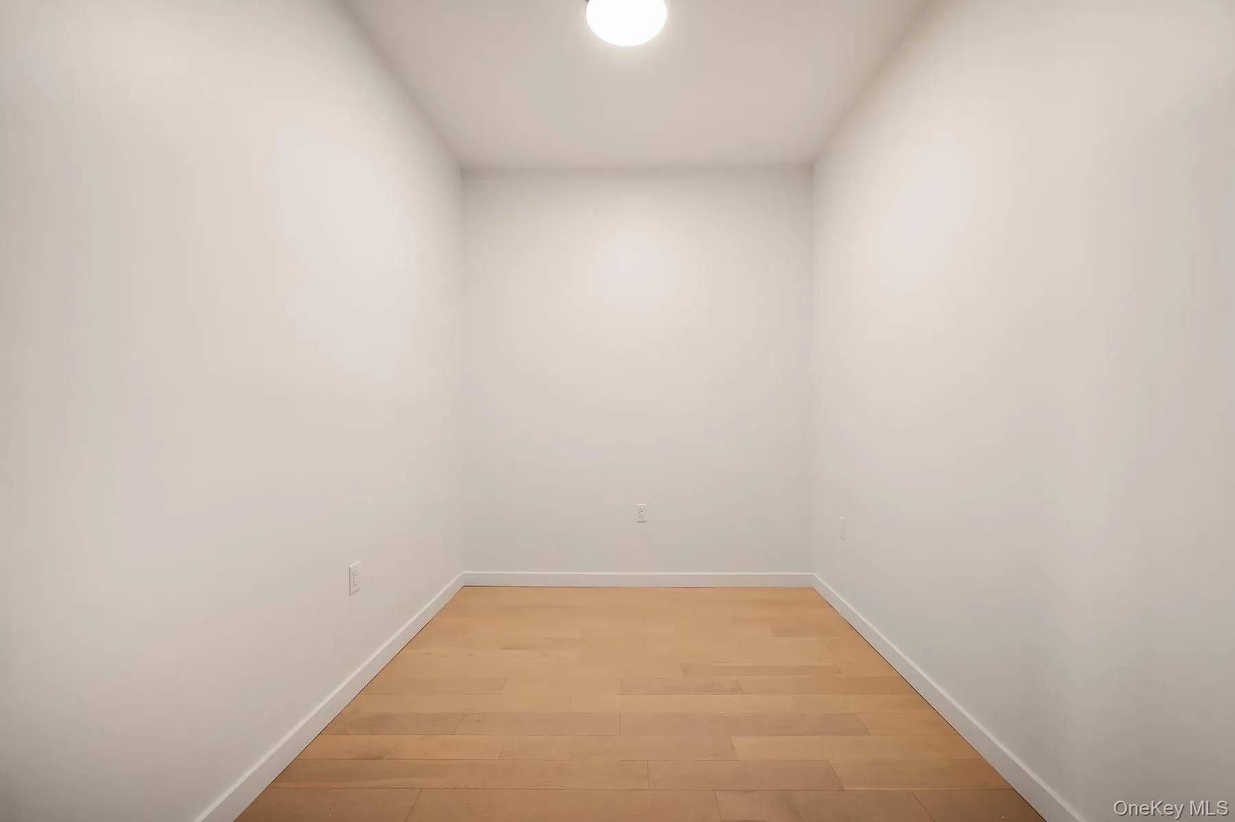 7 Highland Avenue, Orangetown, NY, 1 Bedroom Bedrooms, 4 Rooms Rooms,1 BathroomBathrooms,Residential Lease,For Rent,Highland,0,1026216 7 Highland Avenue, Orangetown, NY, 1 Bedroom Bedrooms, 4 Rooms Rooms,1 BathroomBathrooms,Residential Lease,For Rent,Highland,0,1026216