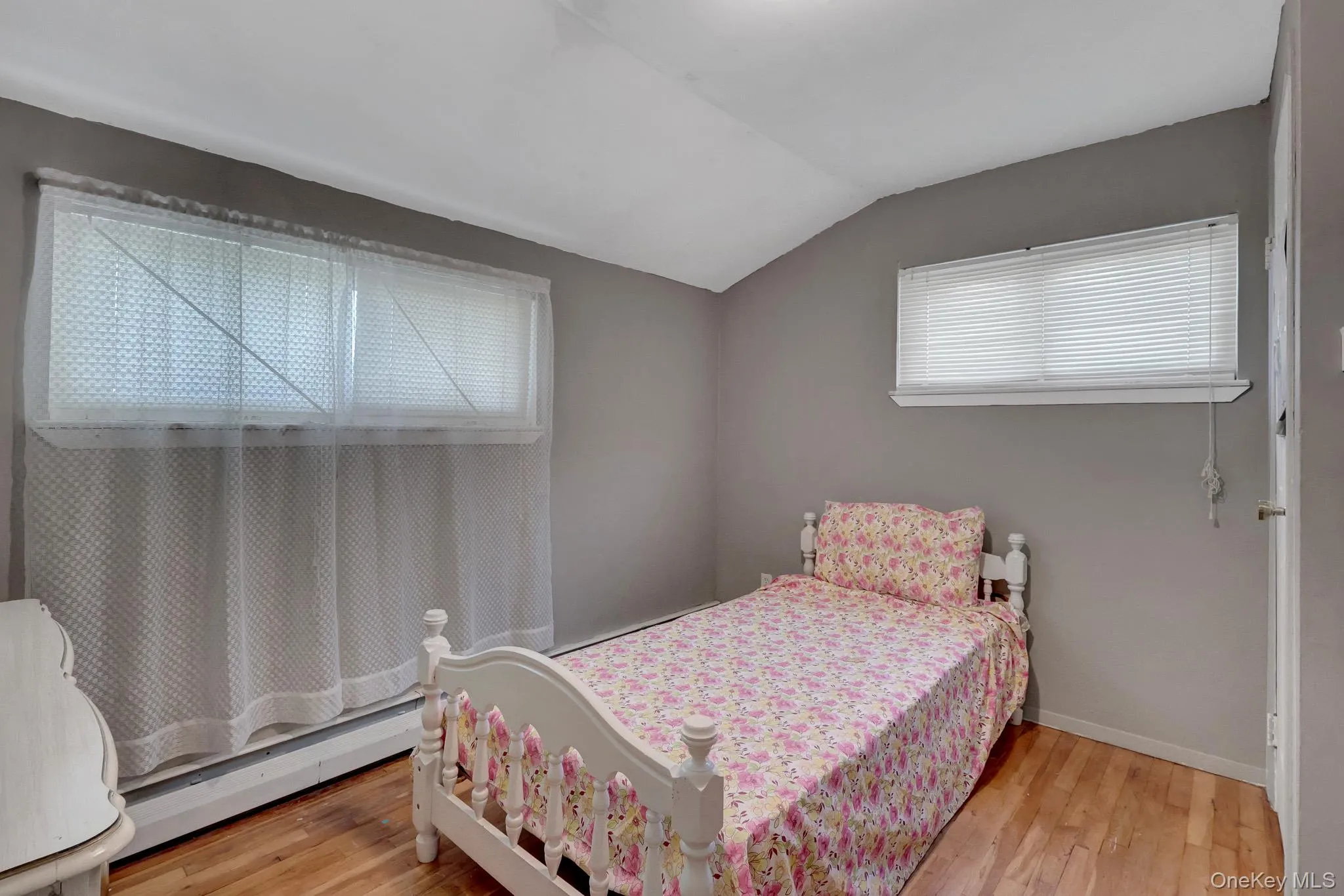 105 Madison Avenue, Islip, NY, 3 Bedrooms Bedrooms, 9 Rooms Rooms,1 BathroomBathrooms,Residential,For Rent,Madison,0,1026218 105 Madison Avenue, Islip, NY, 3 Bedrooms Bedrooms, 9 Rooms Rooms,1 BathroomBathrooms,Residential,For Rent,Madison,0,1026218