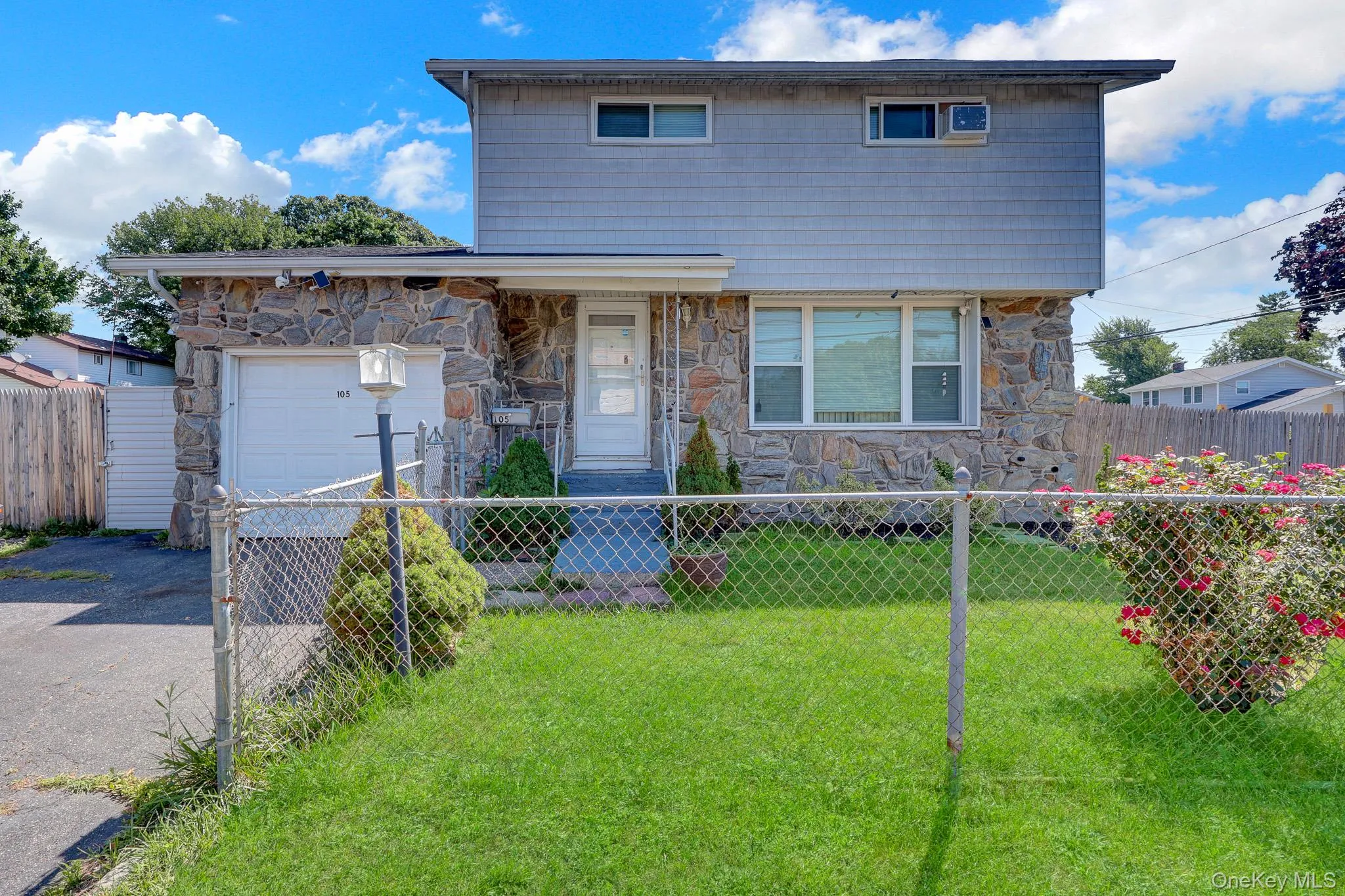 105 Madison Avenue, Islip, NY, 3 Bedrooms Bedrooms, 9 Rooms Rooms,1 BathroomBathrooms,Residential,For Rent,Madison,0,1026218 105 Madison Avenue, Islip, NY, 3 Bedrooms Bedrooms, 9 Rooms Rooms,1 BathroomBathrooms,Residential,For Rent,Madison,0,1026218