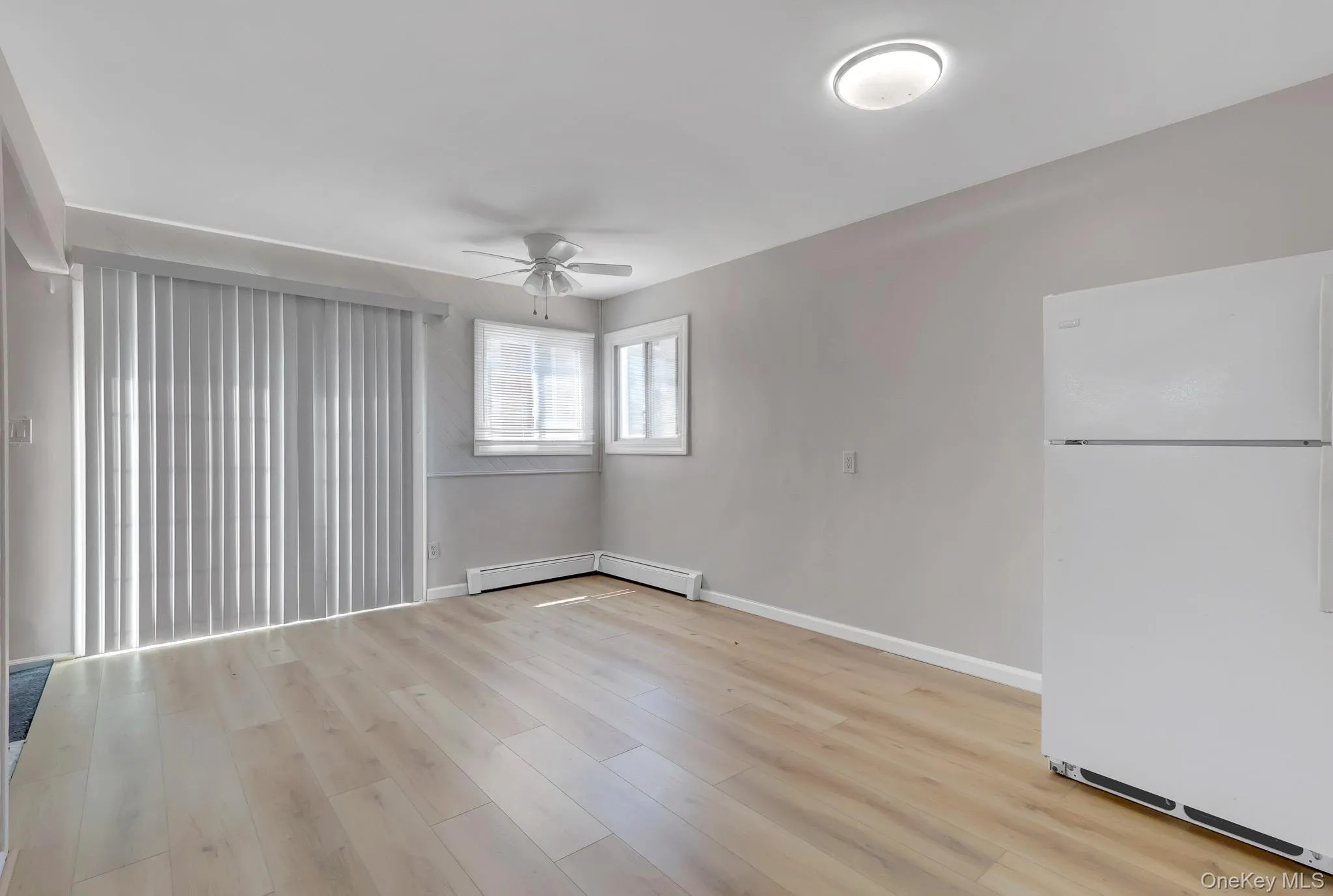 3612 Somerset Drive, Hempstead, NY, 5 Bedrooms Bedrooms, 11 Rooms Rooms,2 BathroomsBathrooms,Residential,For Rent,Somerset,0,1026219 3612 Somerset Drive, Hempstead, NY, 5 Bedrooms Bedrooms, 11 Rooms Rooms,2 BathroomsBathrooms,Residential,For Rent,Somerset,0,1026219