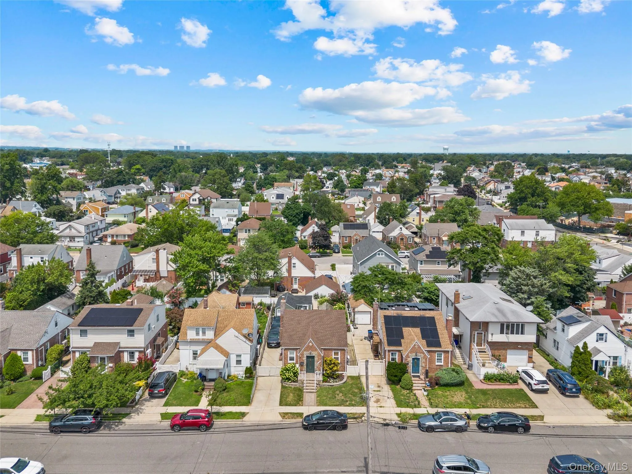 125 William Street, Hempstead, NY, 3 Bedrooms Bedrooms, 8 Rooms Rooms,1 BathroomBathrooms,Residential,For Rent,William,0,1026222 125 William Street, Hempstead, NY, 3 Bedrooms Bedrooms, 8 Rooms Rooms,1 BathroomBathrooms,Residential,For Rent,William,0,1026222