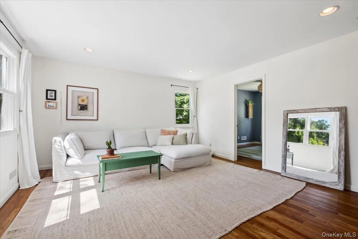 3 Gabriel Drive, Cortlandt, NY, 3 Bedrooms Bedrooms, 8 Rooms Rooms,2 BathroomsBathrooms,Residential,For Rent,Gabriel,0,1026225 3 Gabriel Drive, Cortlandt, NY, 3 Bedrooms Bedrooms, 8 Rooms Rooms,2 BathroomsBathrooms,Residential,For Rent,Gabriel,0,1026225