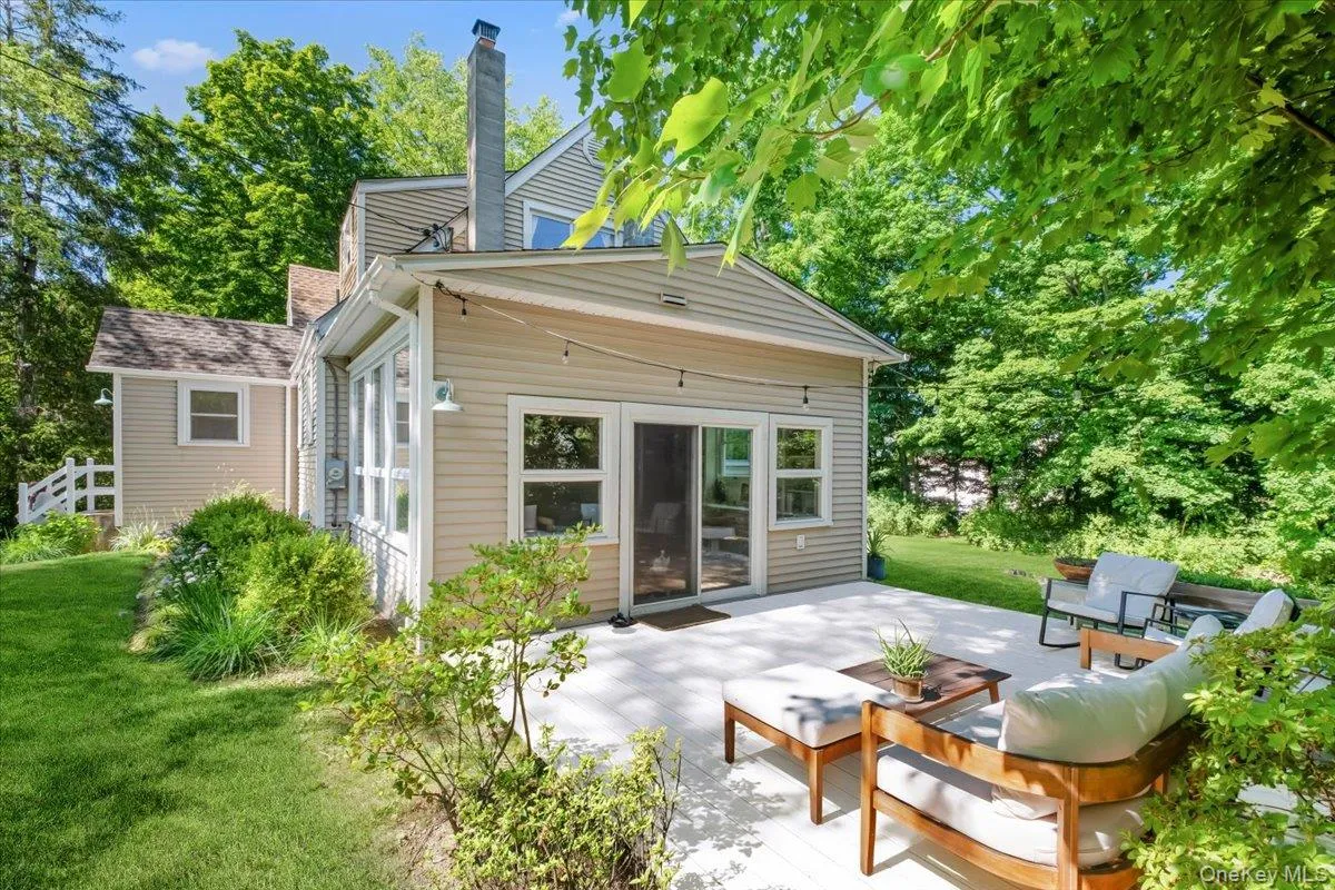 3 Gabriel Drive, Cortlandt, NY, 3 Bedrooms Bedrooms, 8 Rooms Rooms,2 BathroomsBathrooms,Residential,For Rent,Gabriel,0,1026225 3 Gabriel Drive, Cortlandt, NY, 3 Bedrooms Bedrooms, 8 Rooms Rooms,2 BathroomsBathrooms,Residential,For Rent,Gabriel,0,1026225