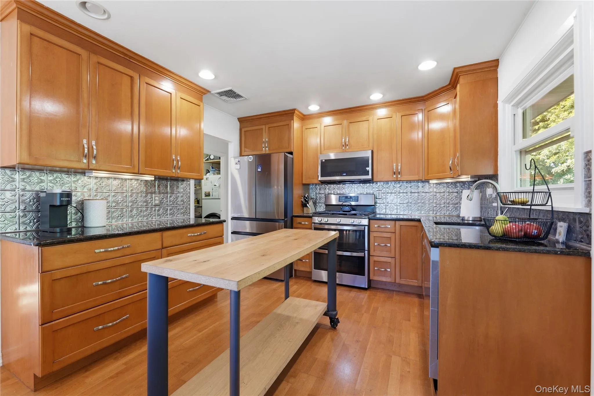24 Lafayette Road, Orangetown, NY, 3 Bedrooms Bedrooms, 5 Rooms Rooms,2 BathroomsBathrooms,Residential,For Rent,Lafayette,0,1026237 24 Lafayette Road, Orangetown, NY, 3 Bedrooms Bedrooms, 5 Rooms Rooms,2 BathroomsBathrooms,Residential,For Rent,Lafayette,0,1026237