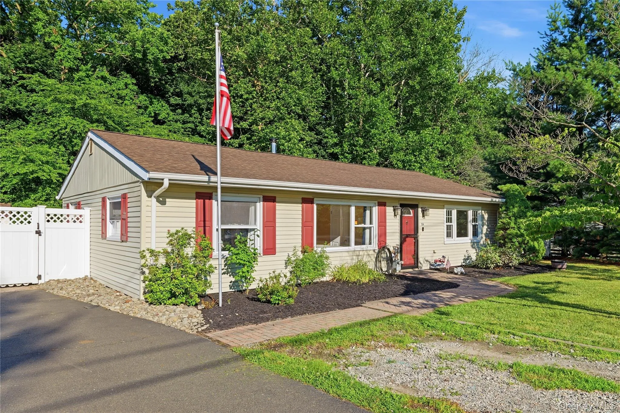 24 Lafayette Road, Orangetown, NY, 3 Bedrooms Bedrooms, 5 Rooms Rooms,2 BathroomsBathrooms,Residential,For Rent,Lafayette,0,1026237 24 Lafayette Road, Orangetown, NY, 3 Bedrooms Bedrooms, 5 Rooms Rooms,2 BathroomsBathrooms,Residential,For Rent,Lafayette,0,1026237