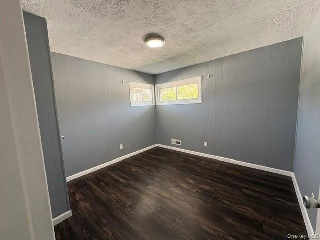 266 Central Park Road, Oyster Bay, NY, 3 Bedrooms Bedrooms, 5 Rooms Rooms,2 BathroomsBathrooms,Residential Lease,For Rent,Central Park,0,1026240 266 Central Park Road, Oyster Bay, NY, 3 Bedrooms Bedrooms, 5 Rooms Rooms,2 BathroomsBathrooms,Residential Lease,For Rent,Central Park,0,1026240