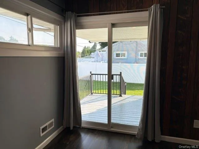 266 Central Park Road, Oyster Bay, NY, 3 Bedrooms Bedrooms, 5 Rooms Rooms,2 BathroomsBathrooms,Residential Lease,For Rent,Central Park,0,1026240 266 Central Park Road, Oyster Bay, NY, 3 Bedrooms Bedrooms, 5 Rooms Rooms,2 BathroomsBathrooms,Residential Lease,For Rent,Central Park,0,1026240