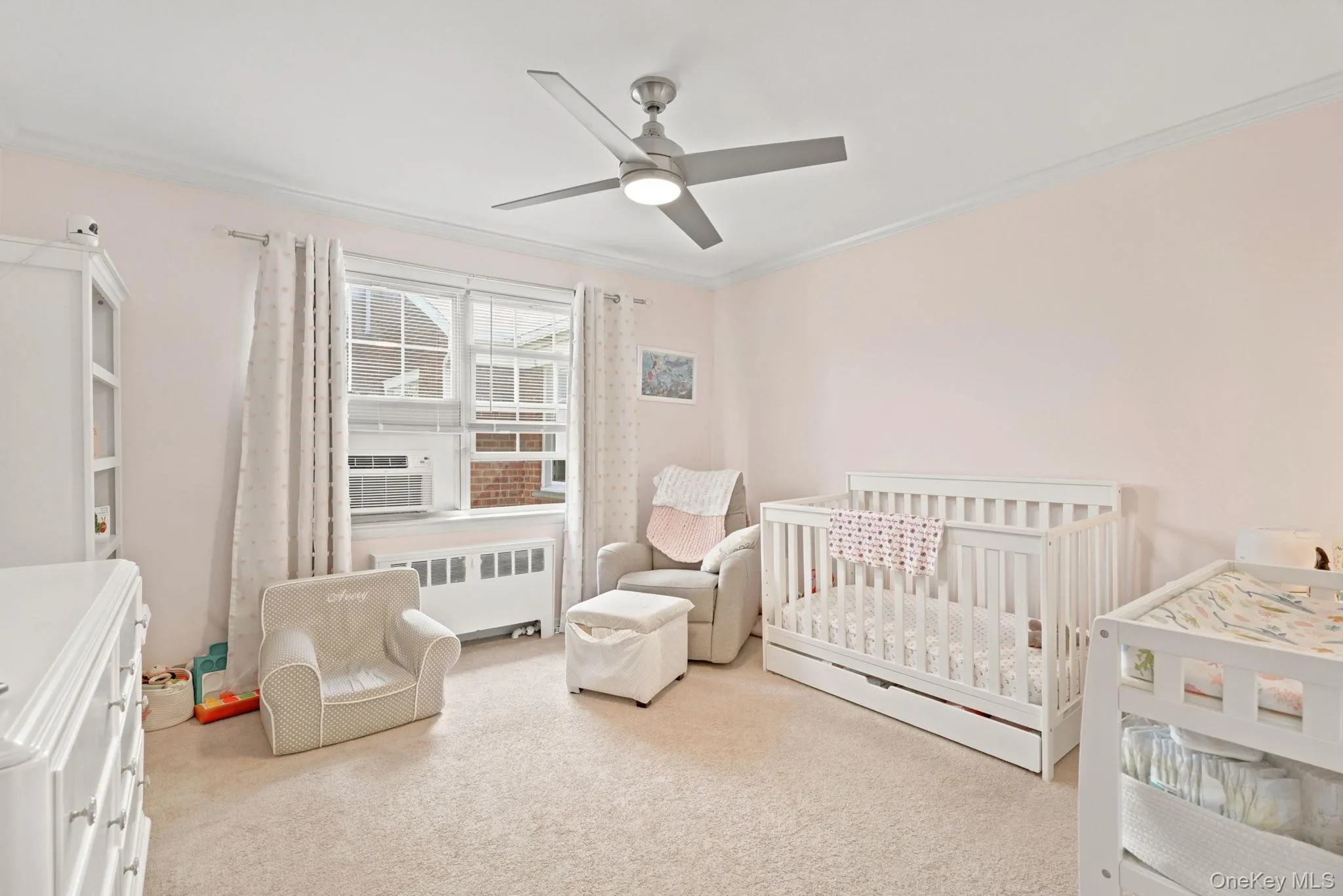 Good-sized second bedroom, Ceiling fan Good-sized second bedroom, Ceiling fan
