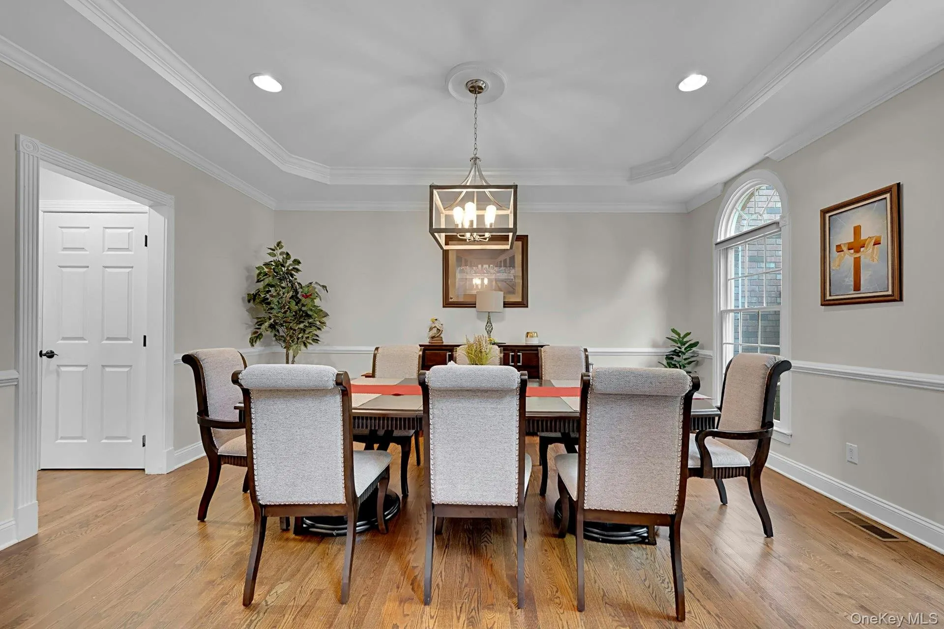 16 Eagle Court, White Plains, NY, 4 Bedrooms Bedrooms, 10 Rooms Rooms,3 BathroomsBathrooms,Residential,For Rent,Eagle,0,1026246 16 Eagle Court, White Plains, NY, 4 Bedrooms Bedrooms, 10 Rooms Rooms,3 BathroomsBathrooms,Residential,For Rent,Eagle,0,1026246