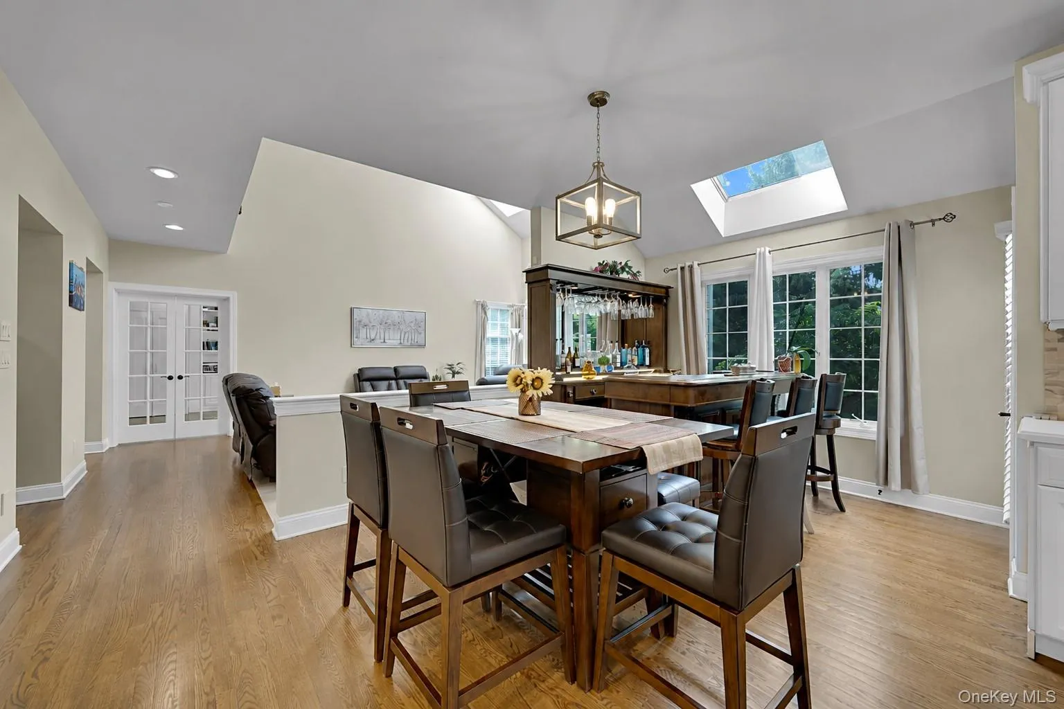 16 Eagle Court, White Plains, NY, 4 Bedrooms Bedrooms, 10 Rooms Rooms,3 BathroomsBathrooms,Residential,For Rent,Eagle,0,1026246 16 Eagle Court, White Plains, NY, 4 Bedrooms Bedrooms, 10 Rooms Rooms,3 BathroomsBathrooms,Residential,For Rent,Eagle,0,1026246