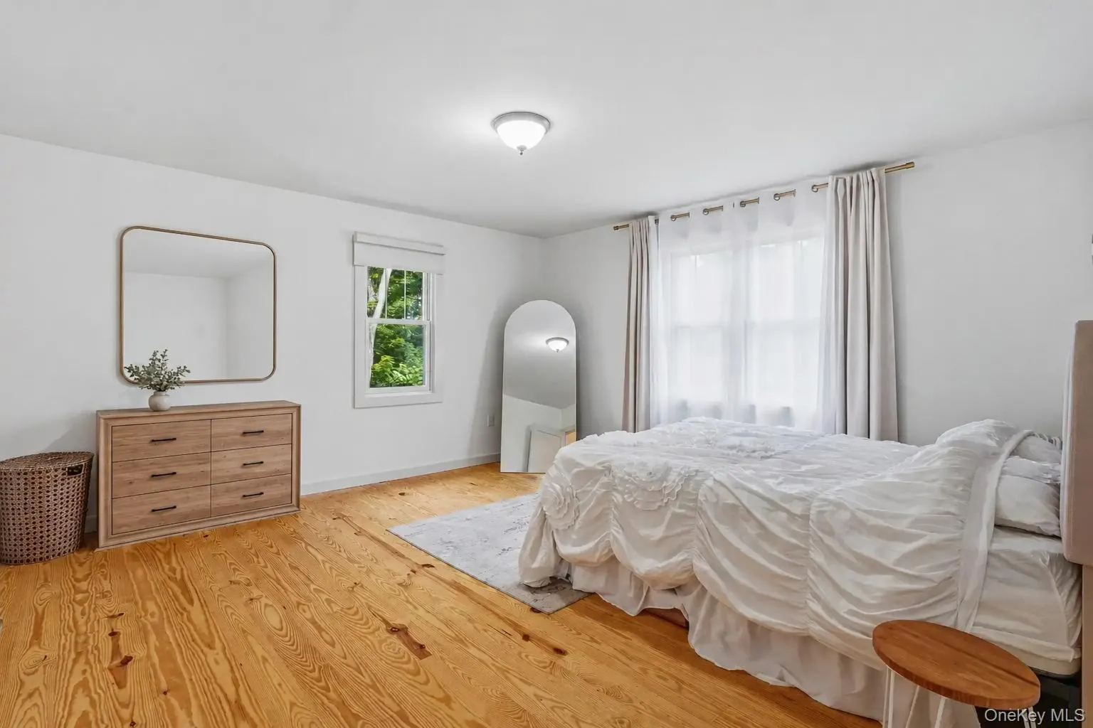 24 Woodland Drive, Poughkeepsie (town), NY, 3 Bedrooms Bedrooms, 7 Rooms Rooms,2 BathroomsBathrooms,Residential,For Rent,Woodland,0,1026247 24 Woodland Drive, Poughkeepsie (town), NY, 3 Bedrooms Bedrooms, 7 Rooms Rooms,2 BathroomsBathrooms,Residential,For Rent,Woodland,0,1026247