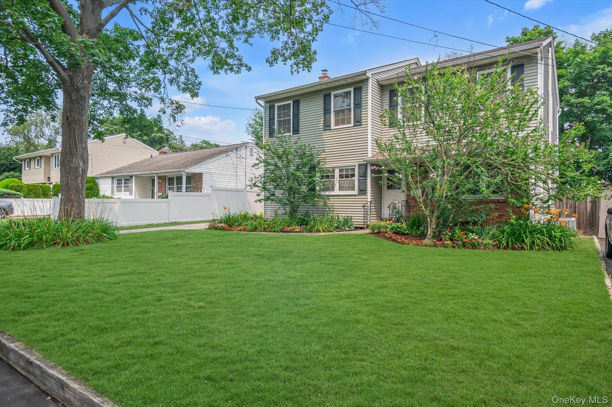 202B 1st Street, Huntington, NY, 5 Bedrooms Bedrooms, 9 Rooms Rooms,3 BathroomsBathrooms,Residential,For Rent,1st,0,1026250 202B 1st Street, Huntington, NY, 5 Bedrooms Bedrooms, 9 Rooms Rooms,3 BathroomsBathrooms,Residential,For Rent,1st,0,1026250