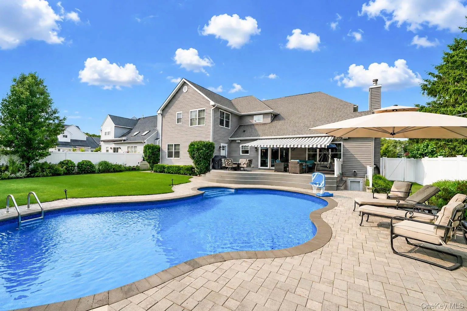 70 Summerfield Drive, Brookhaven, NY, 5 Bedrooms Bedrooms, 15 Rooms Rooms,4 BathroomsBathrooms,Residential,For Rent,Summerfield,0,1026253 70 Summerfield Drive, Brookhaven, NY, 5 Bedrooms Bedrooms, 15 Rooms Rooms,4 BathroomsBathrooms,Residential,For Rent,Summerfield,0,1026253