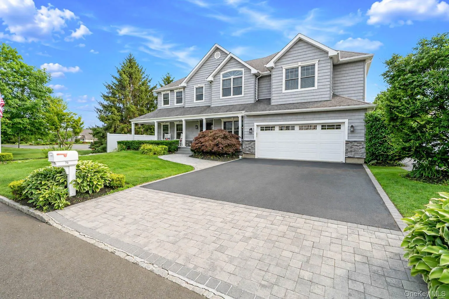 70 Summerfield Drive, Brookhaven, NY, 5 Bedrooms Bedrooms, 15 Rooms Rooms,4 BathroomsBathrooms,Residential,For Rent,Summerfield,0,1026253 70 Summerfield Drive, Brookhaven, NY, 5 Bedrooms Bedrooms, 15 Rooms Rooms,4 BathroomsBathrooms,Residential,For Rent,Summerfield,0,1026253