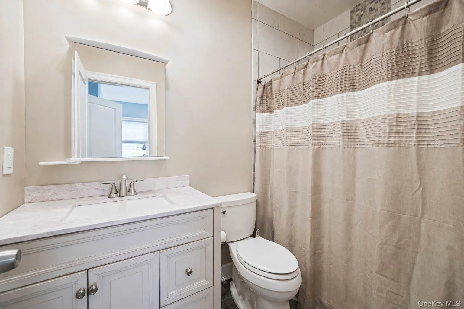 70 Summerfield Drive, Brookhaven, NY, 5 Bedrooms Bedrooms, 15 Rooms Rooms,4 BathroomsBathrooms,Residential,For Rent,Summerfield,0,1026253 70 Summerfield Drive, Brookhaven, NY, 5 Bedrooms Bedrooms, 15 Rooms Rooms,4 BathroomsBathrooms,Residential,For Rent,Summerfield,0,1026253