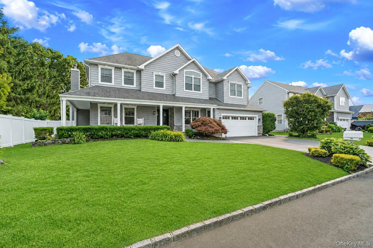 70 Summerfield Drive, Brookhaven, NY, 5 Bedrooms Bedrooms, 15 Rooms Rooms,4 BathroomsBathrooms,Residential,For Rent,Summerfield,0,1026253 70 Summerfield Drive, Brookhaven, NY, 5 Bedrooms Bedrooms, 15 Rooms Rooms,4 BathroomsBathrooms,Residential,For Rent,Summerfield,0,1026253