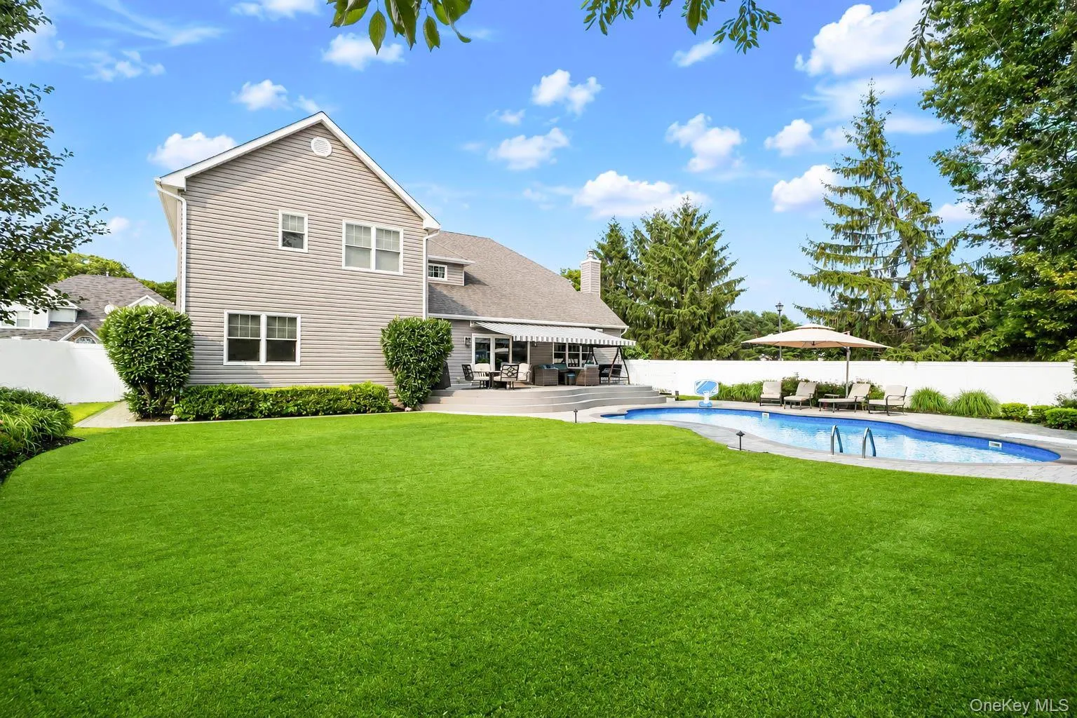 70 Summerfield Drive, Brookhaven, NY, 5 Bedrooms Bedrooms, 15 Rooms Rooms,4 BathroomsBathrooms,Residential,For Rent,Summerfield,0,1026253 70 Summerfield Drive, Brookhaven, NY, 5 Bedrooms Bedrooms, 15 Rooms Rooms,4 BathroomsBathrooms,Residential,For Rent,Summerfield,0,1026253