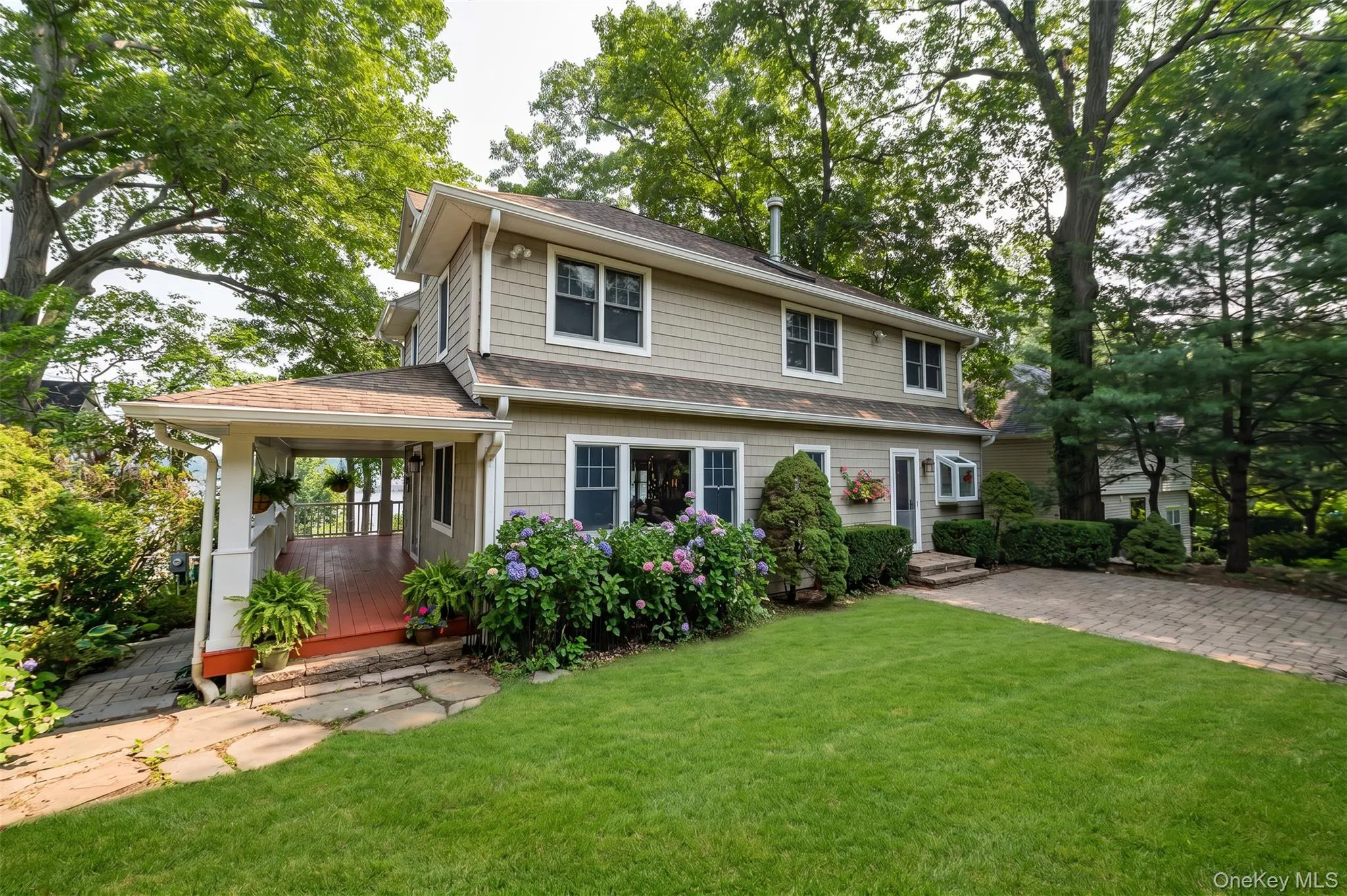5 Harborview Lane, Huntington, NY, 3 Bedrooms Bedrooms, 9 Rooms Rooms,2 BathroomsBathrooms,Residential,For Rent,Harborview,0,1026256 5 Harborview Lane, Huntington, NY, 3 Bedrooms Bedrooms, 9 Rooms Rooms,2 BathroomsBathrooms,Residential,For Rent,Harborview,0,1026256