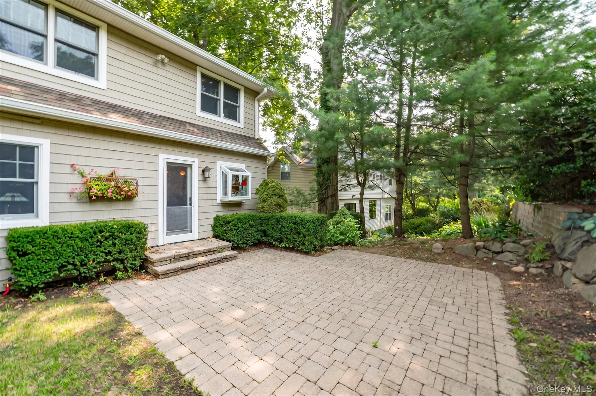 5 Harborview Lane, Huntington, NY, 3 Bedrooms Bedrooms, 9 Rooms Rooms,2 BathroomsBathrooms,Residential,For Rent,Harborview,0,1026256 5 Harborview Lane, Huntington, NY, 3 Bedrooms Bedrooms, 9 Rooms Rooms,2 BathroomsBathrooms,Residential,For Rent,Harborview,0,1026256